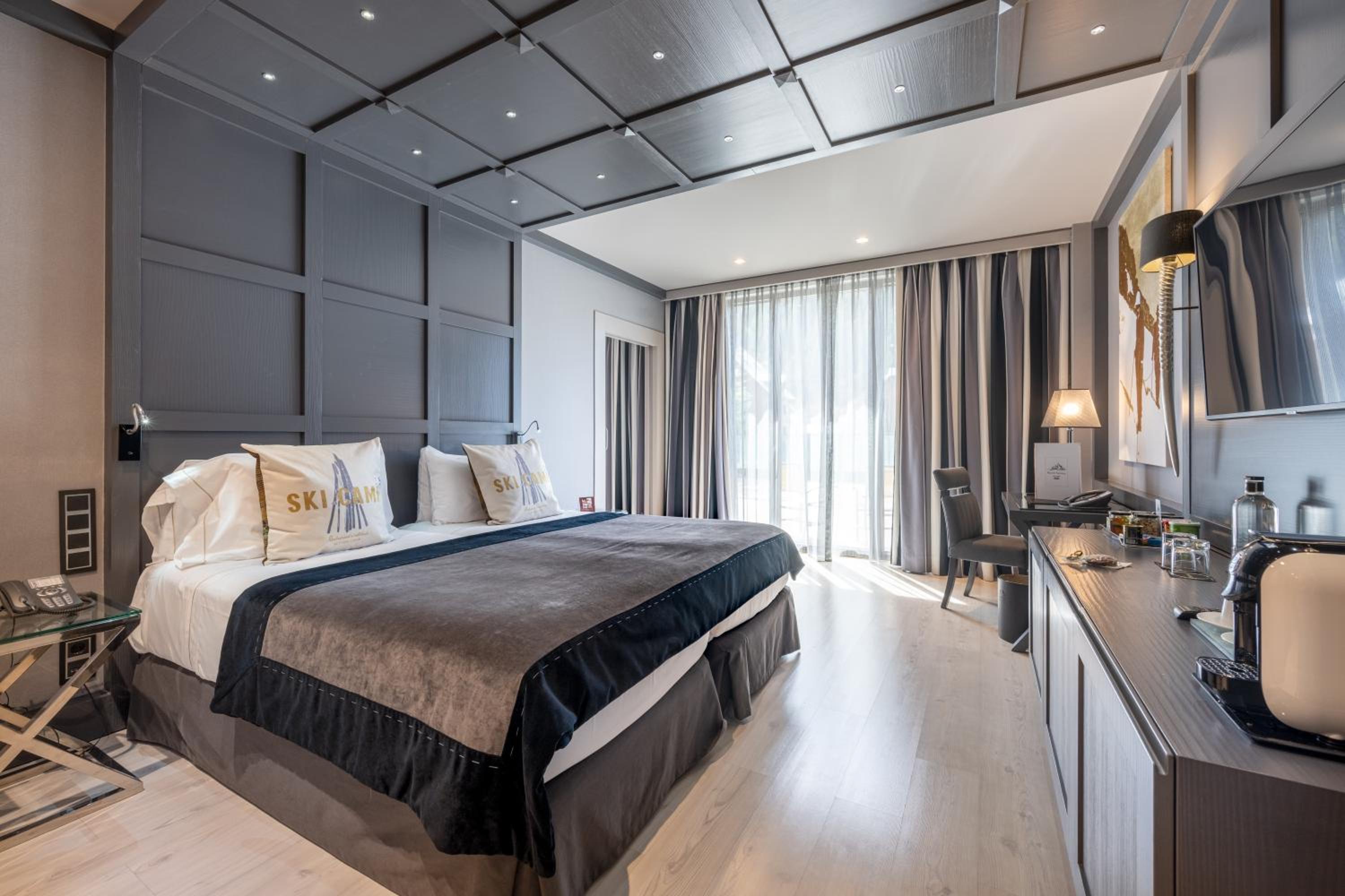 Suite Neu 2 Adultos + 2 Niños
