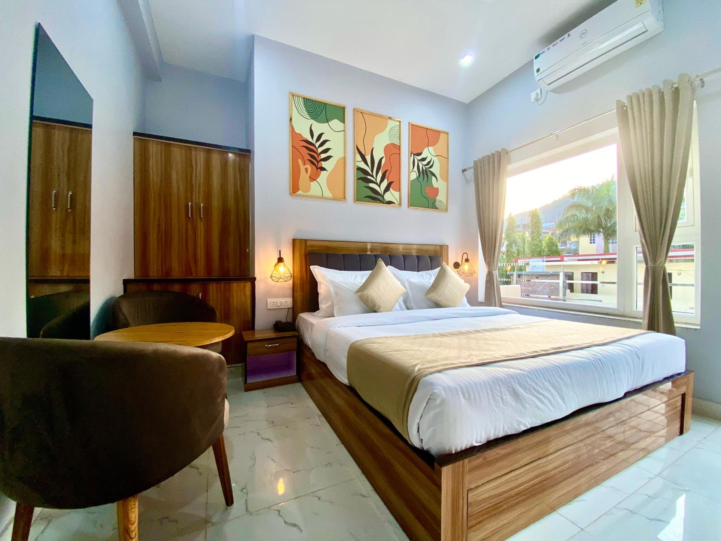 Deluxe Room - Photo 2