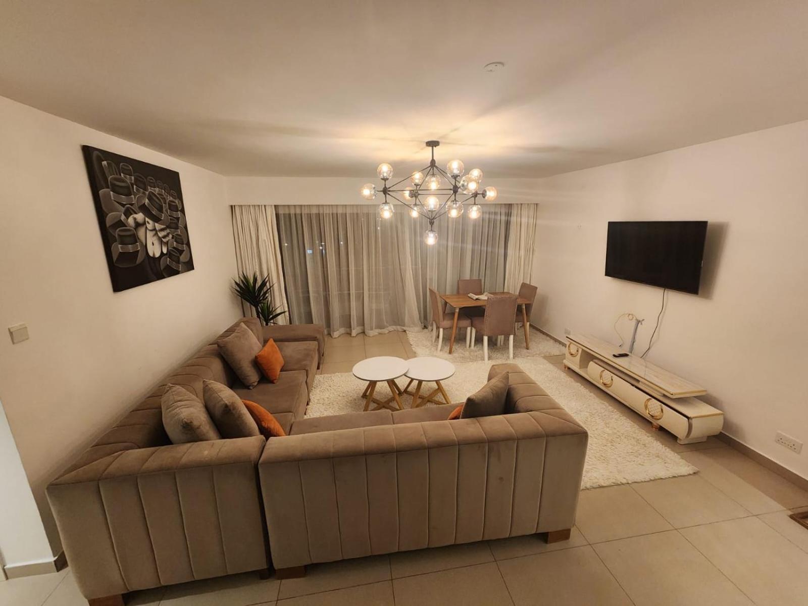 One-Bedroom Apartment with Balcony photo 1