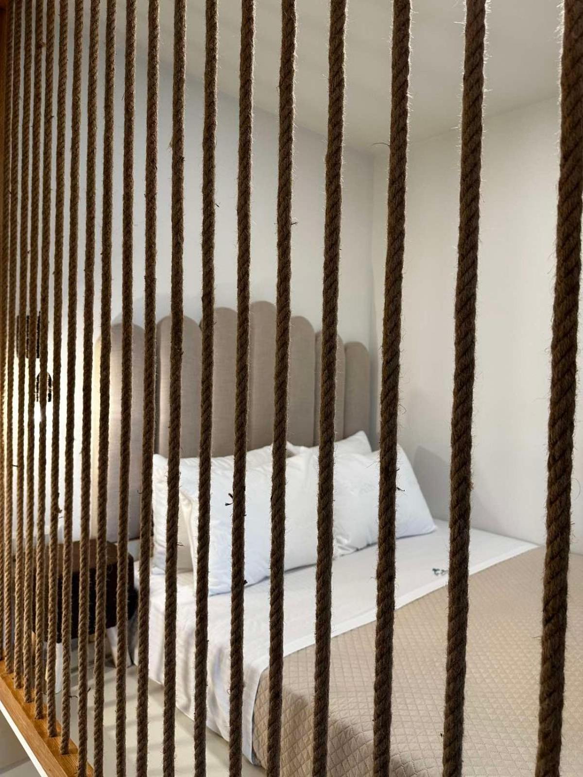 One-Bedroom House photo 1
