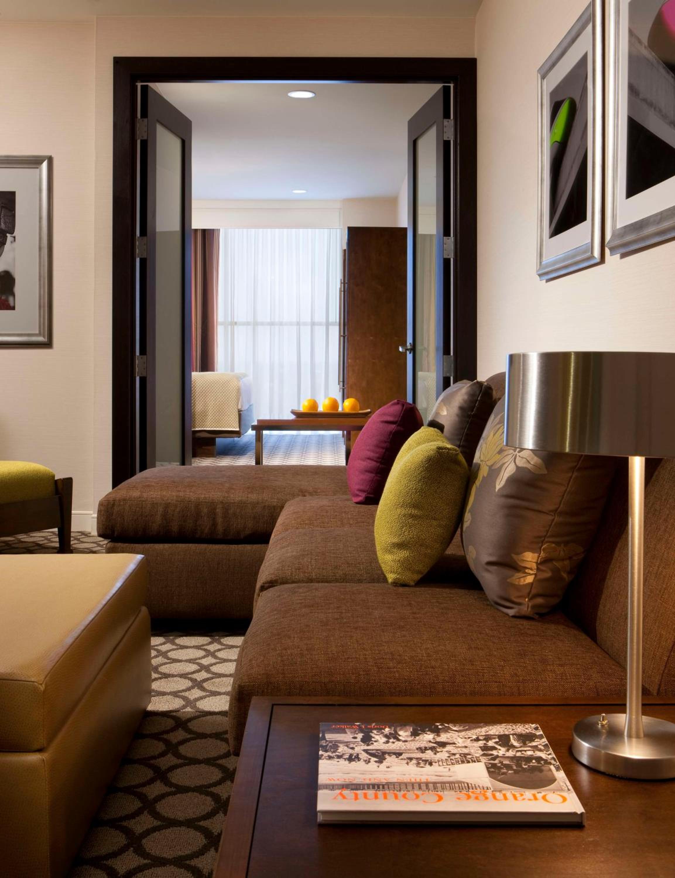 One-Bedroom King Suite - Photo 3