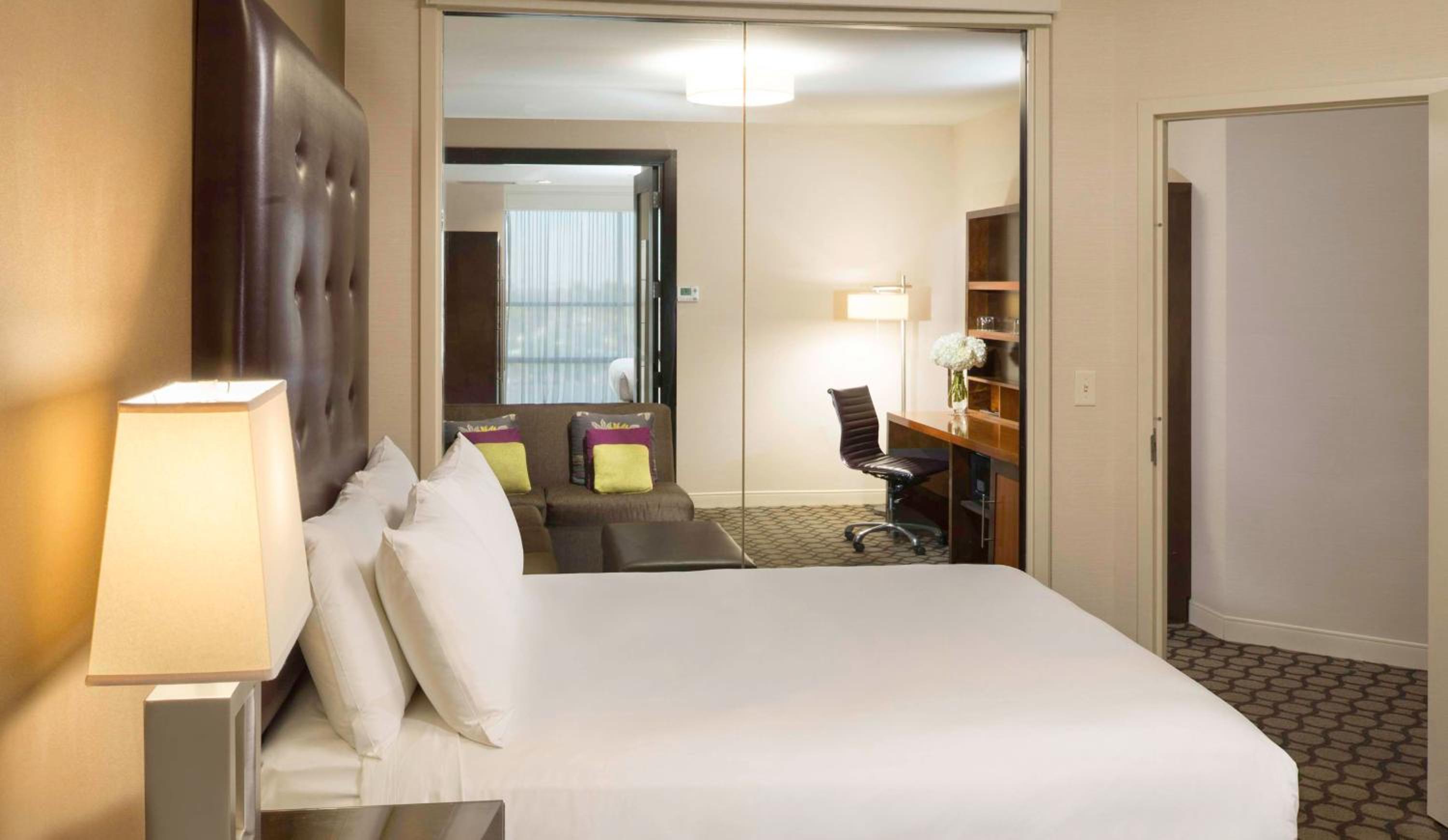 Two-Bedroom King Suite - Photo 10