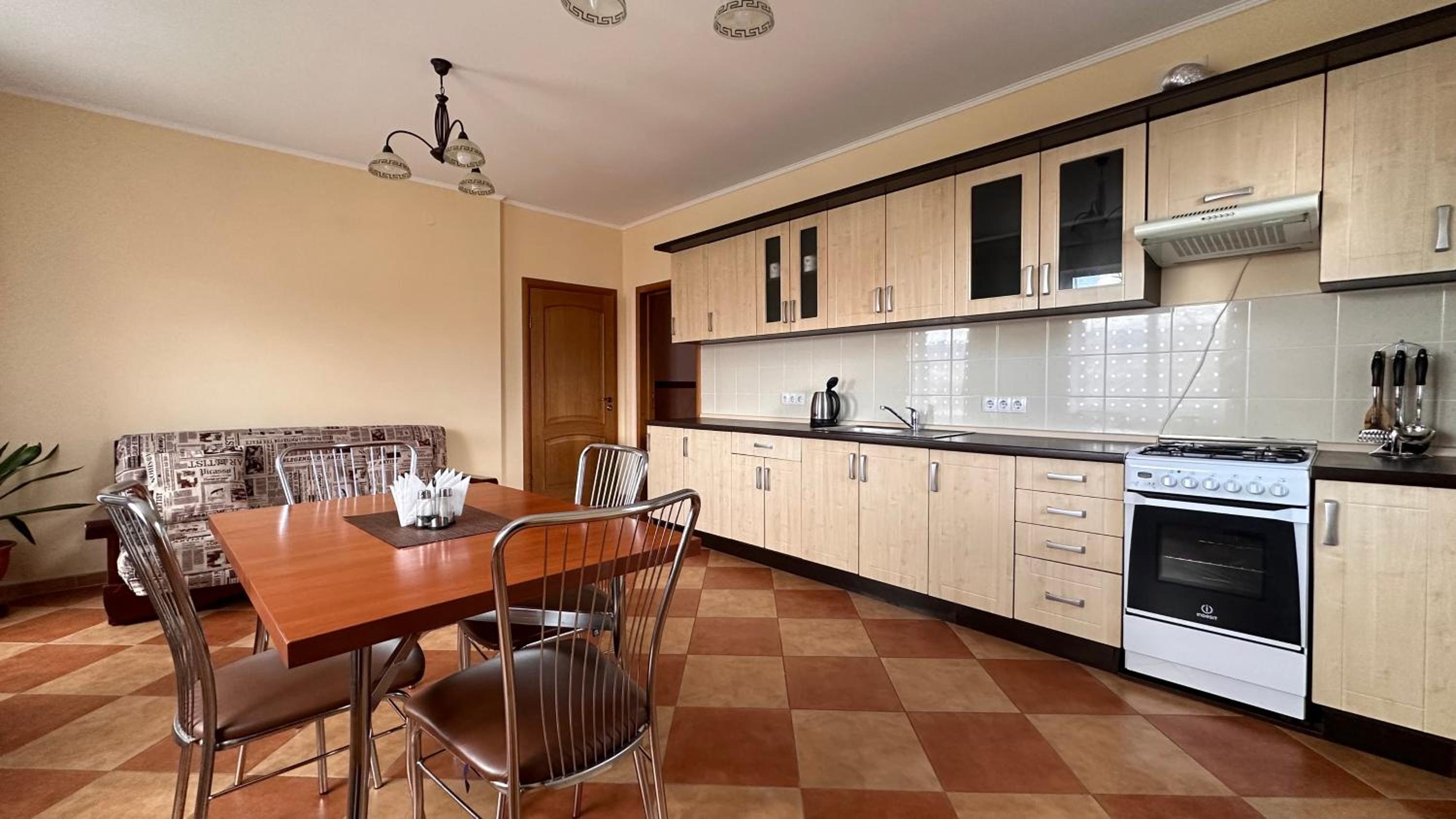 Apartment - Ground Floor photo 2