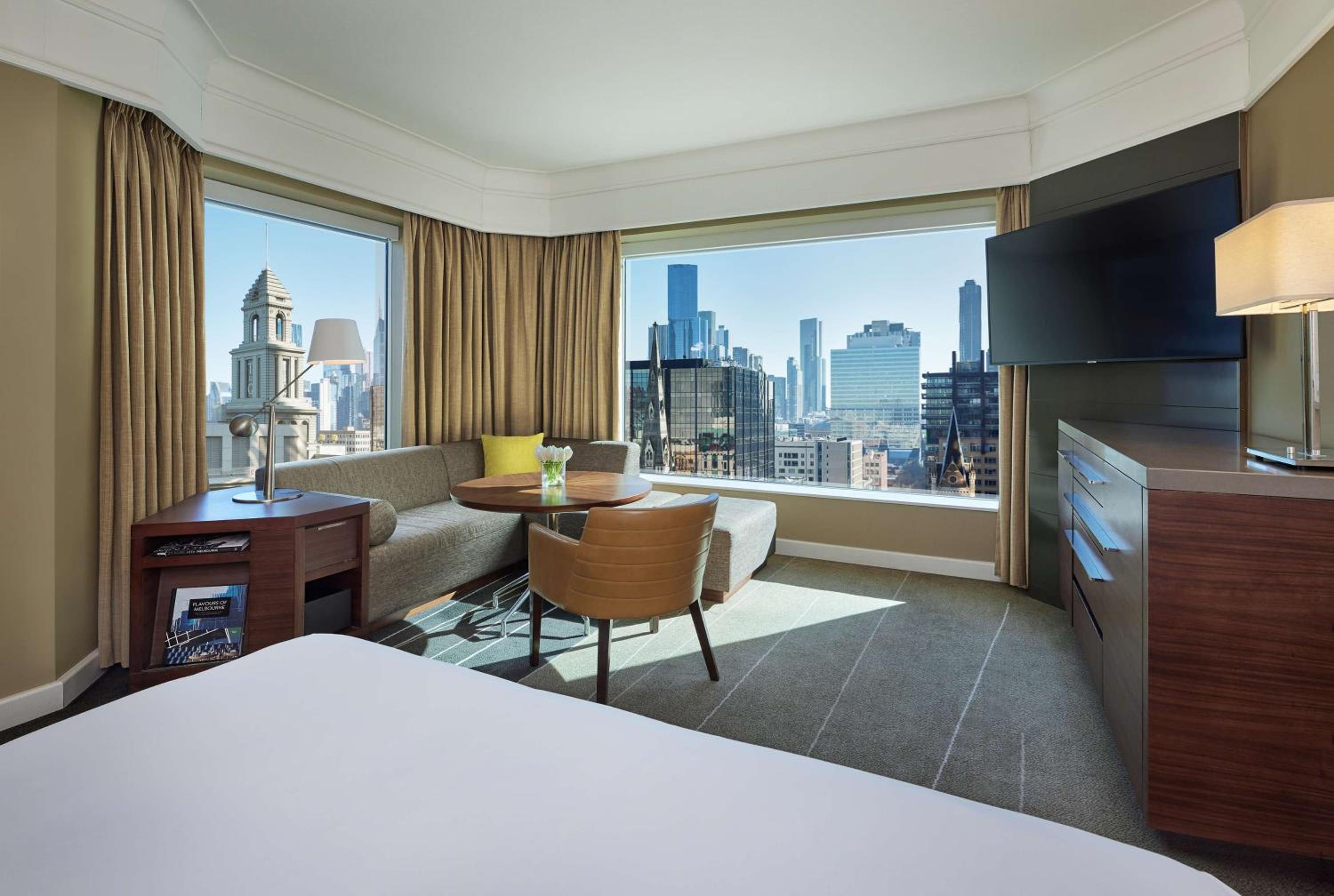Deluxe King Room - Club Access