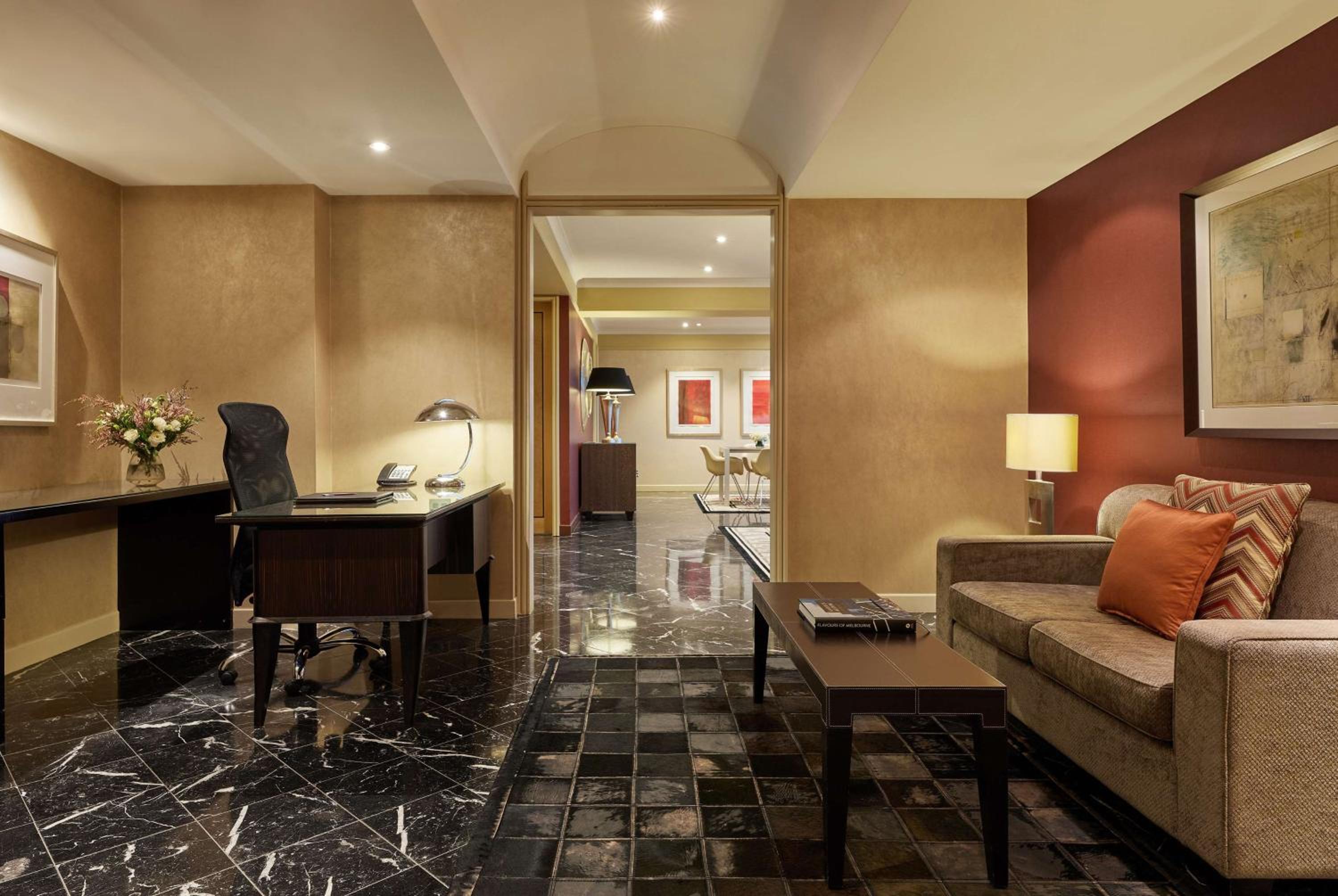 Diplomatic Suite thumbnail 5