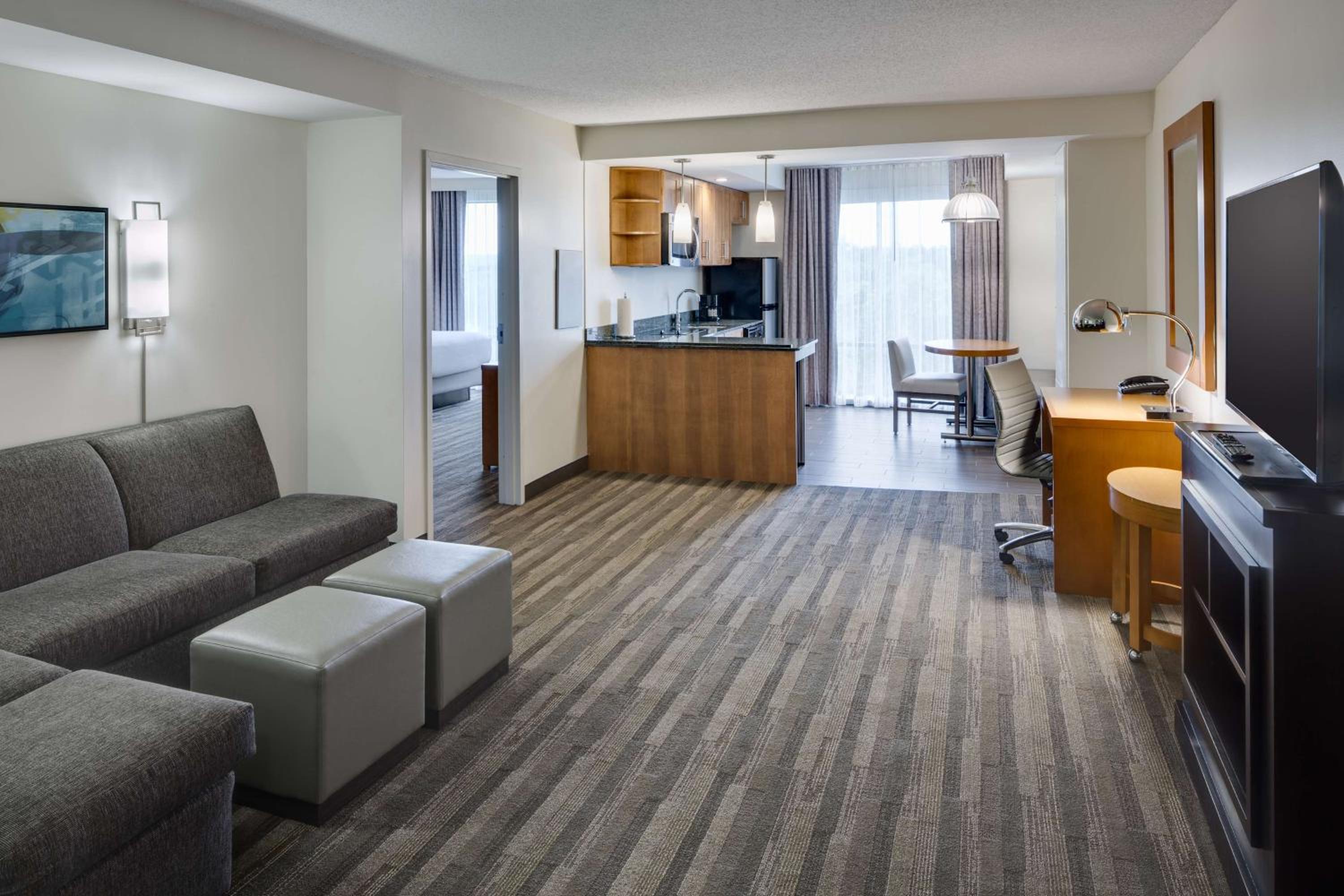 One-Bedroom Queen Suite with Two Queen Beds - Photo 1