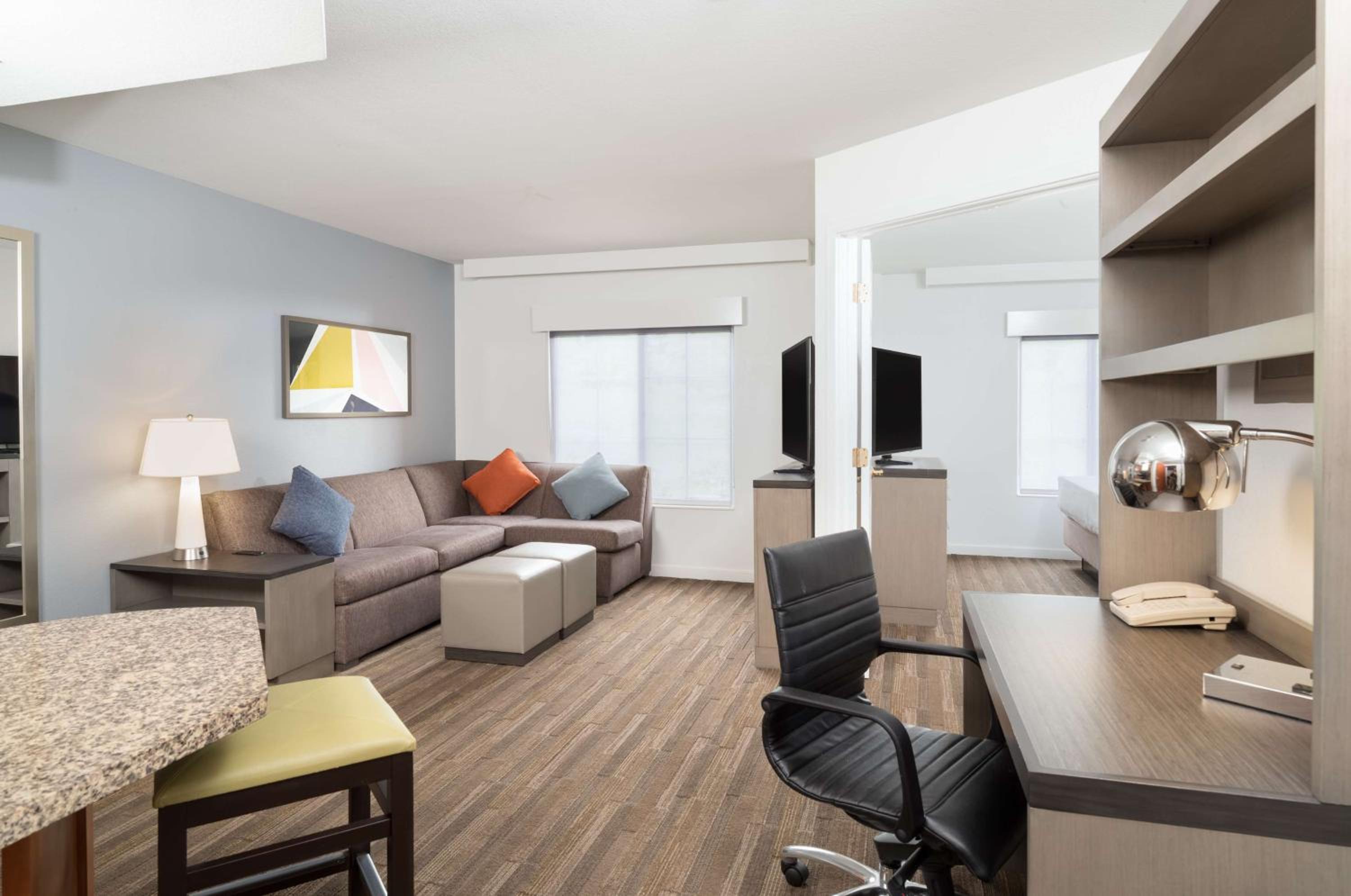 One-Bedroom King Suite with Sofa Bed - Photo 12