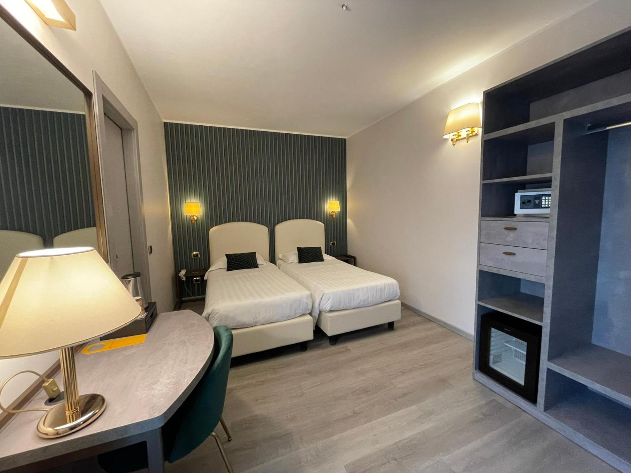Superior Twin Room