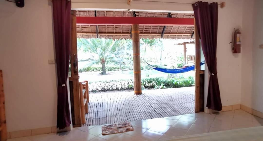 Family Room with Balcony photo 2