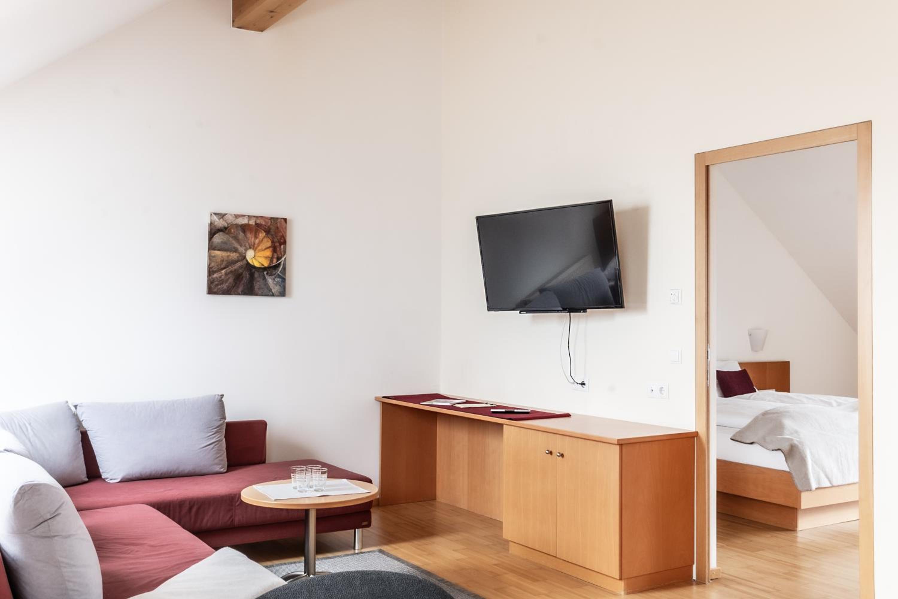 Quadruple Room with Balcony photo 3