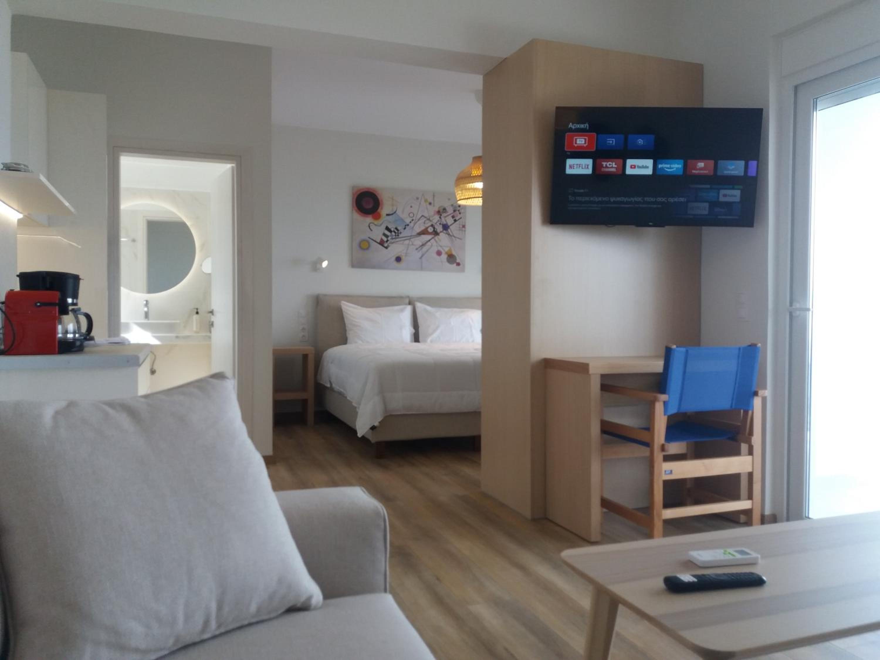 Superior Suite with Sea View photo 1