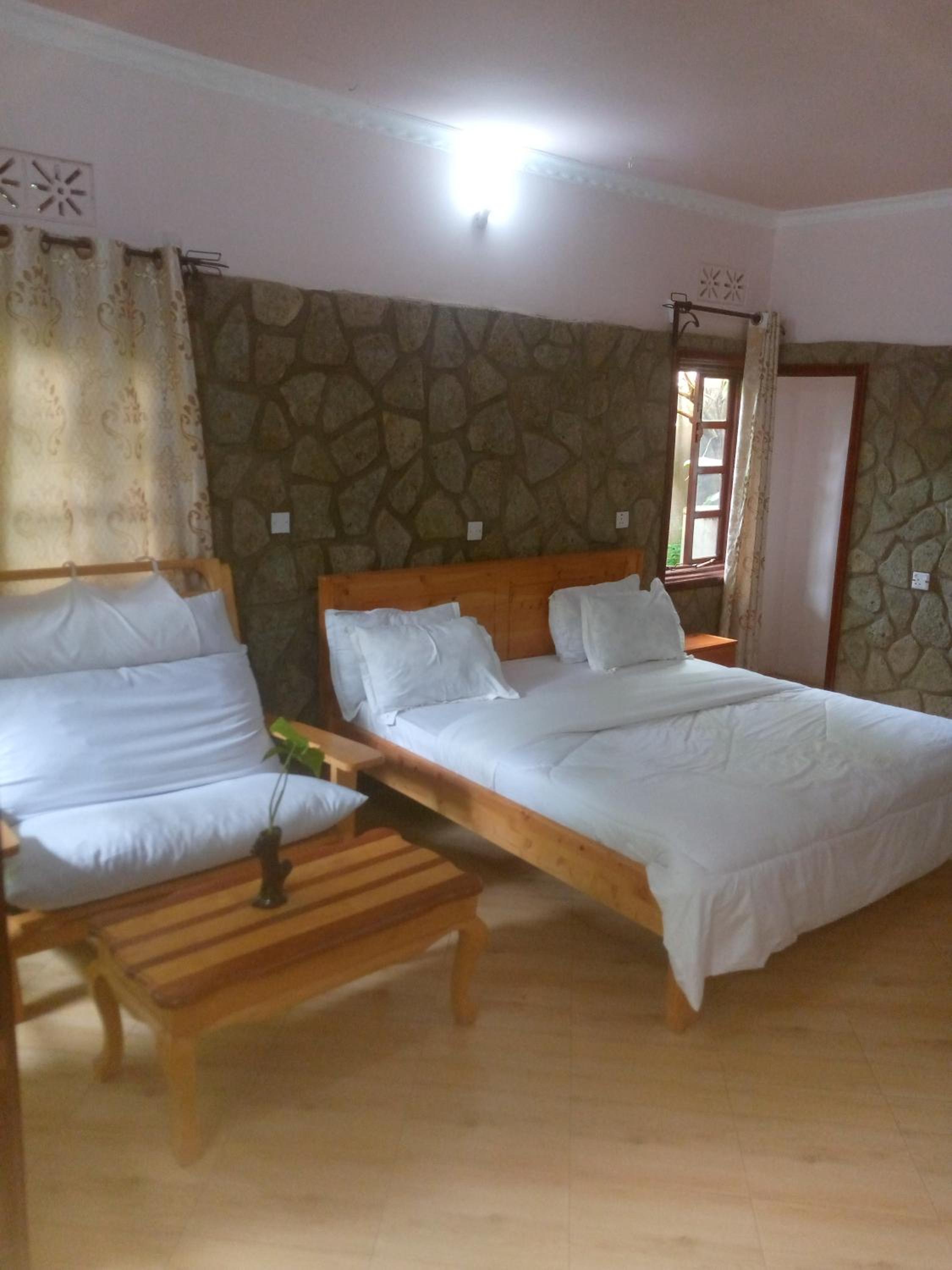 Single Room photo 3