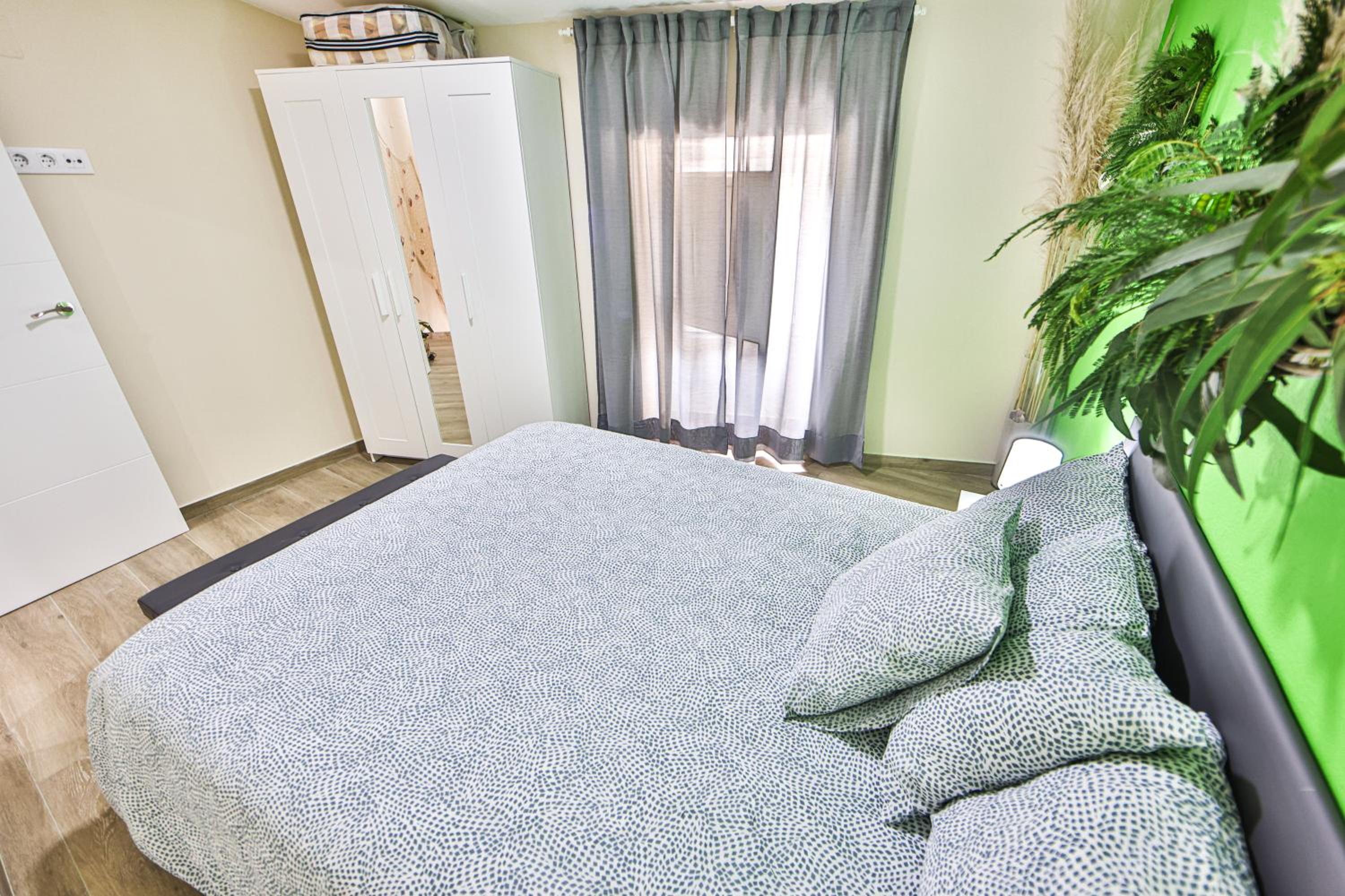 Two-Bedroom House photo 3