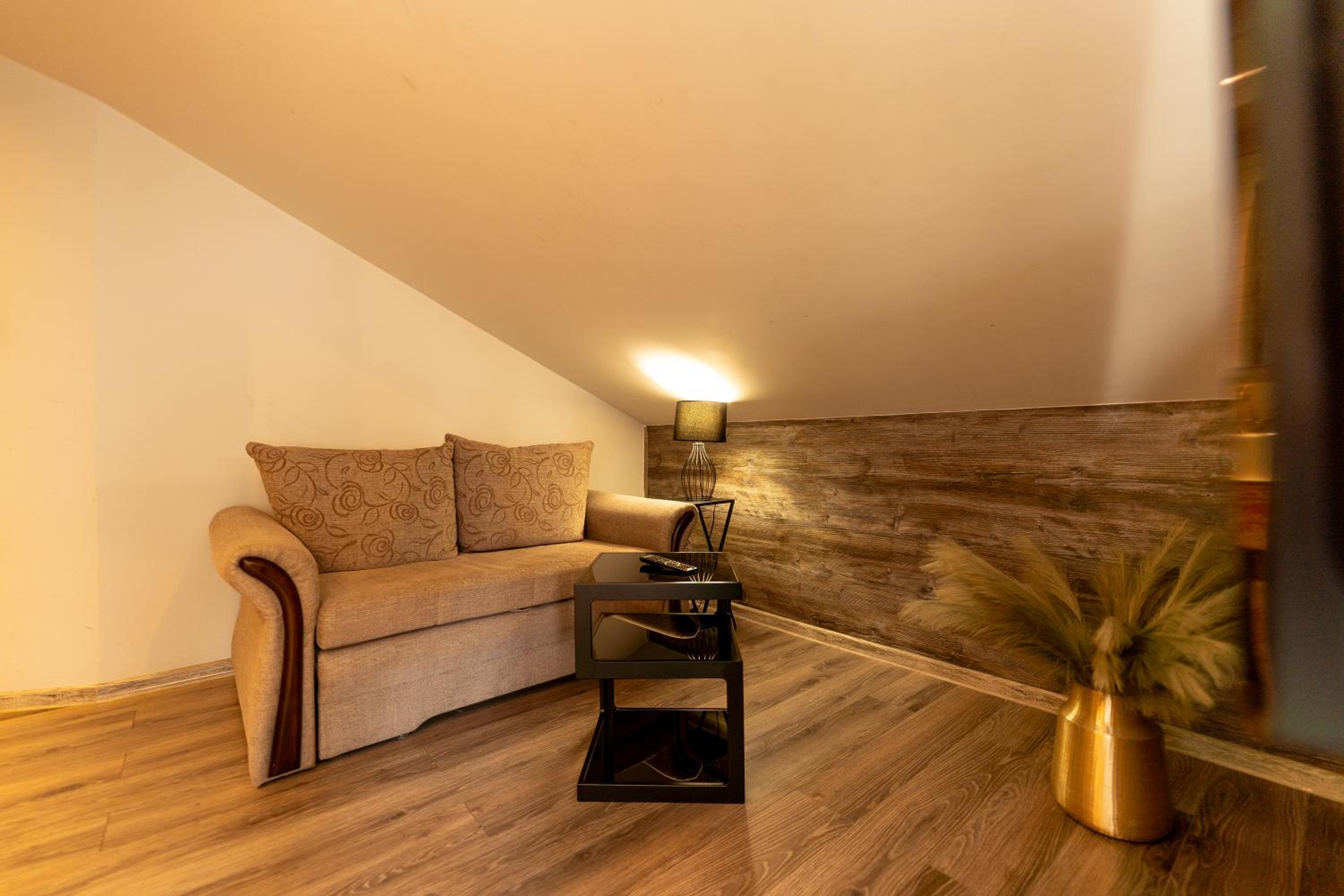 Superior King Room photo 3