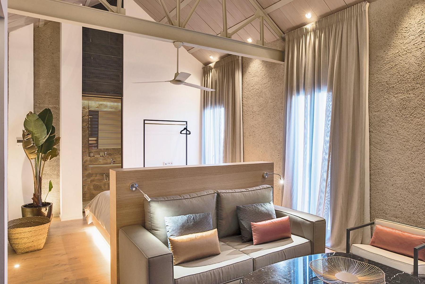 Loft - Photo 1