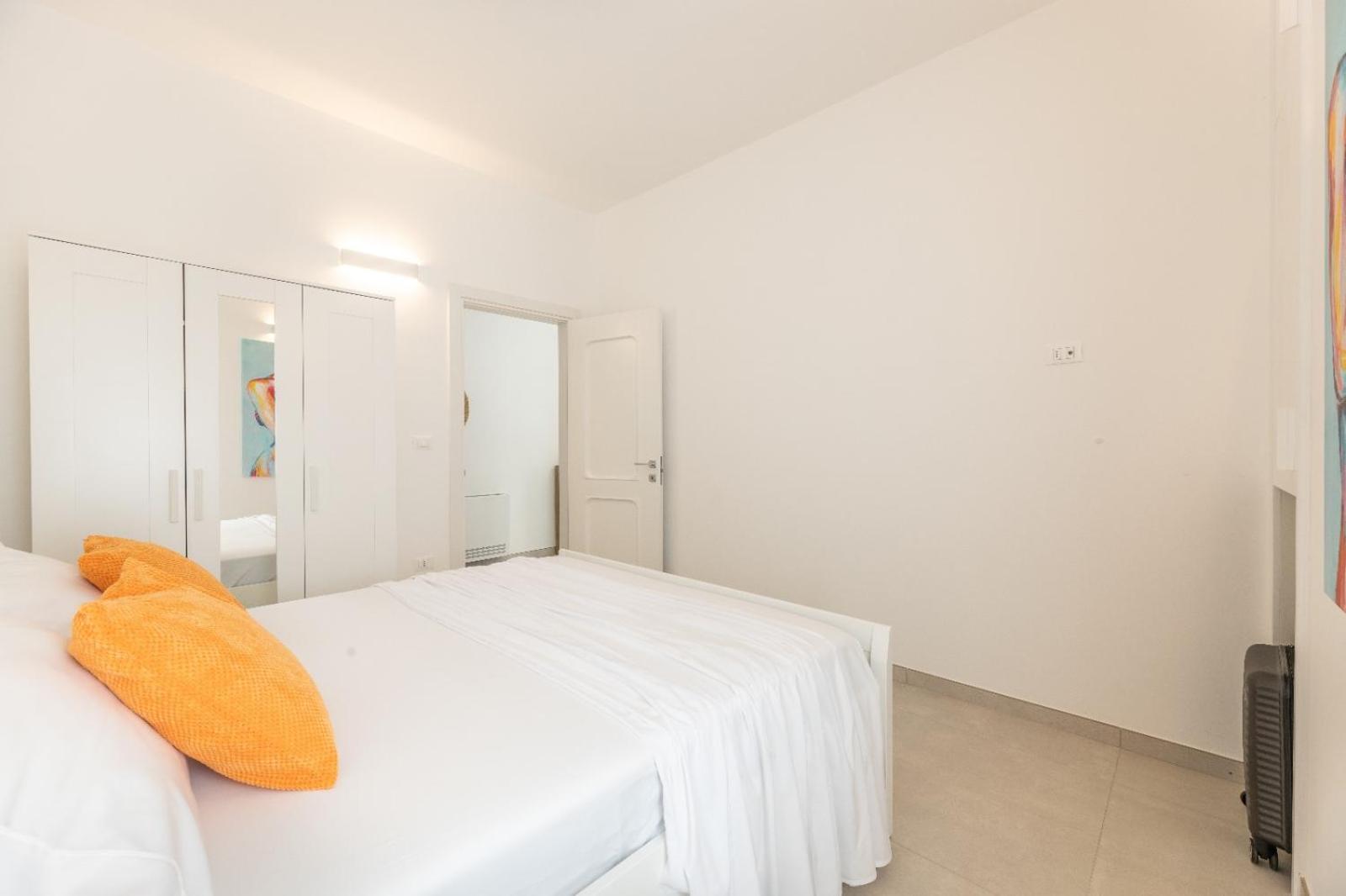 One-Bedroom House photo 2