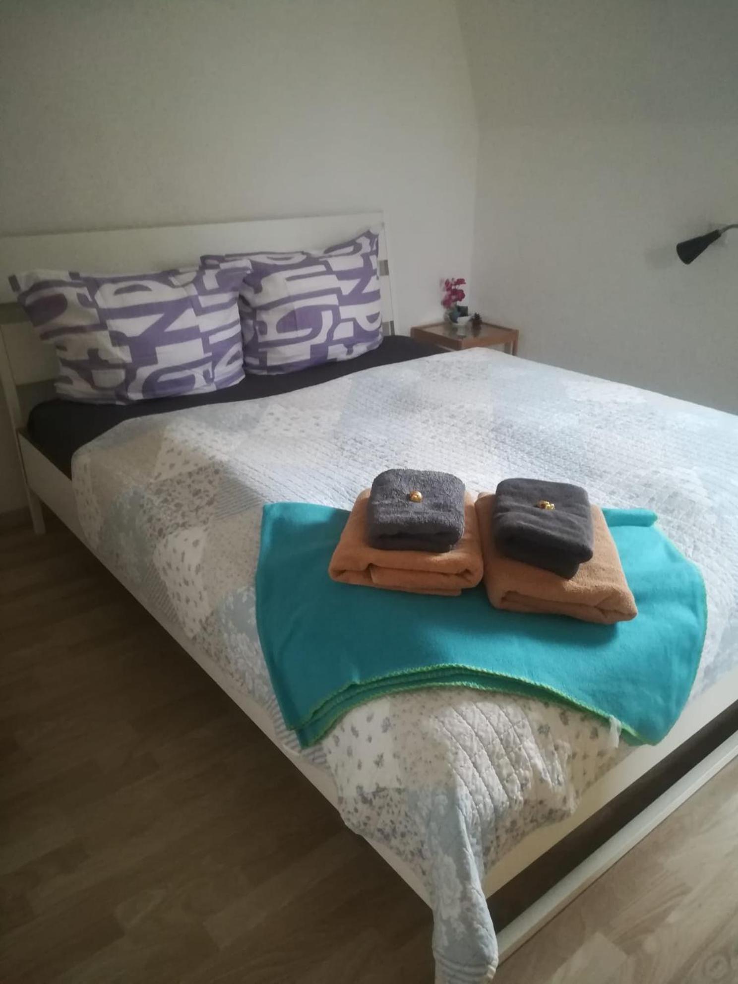 Double Room with Private Bathroom - Photo 4