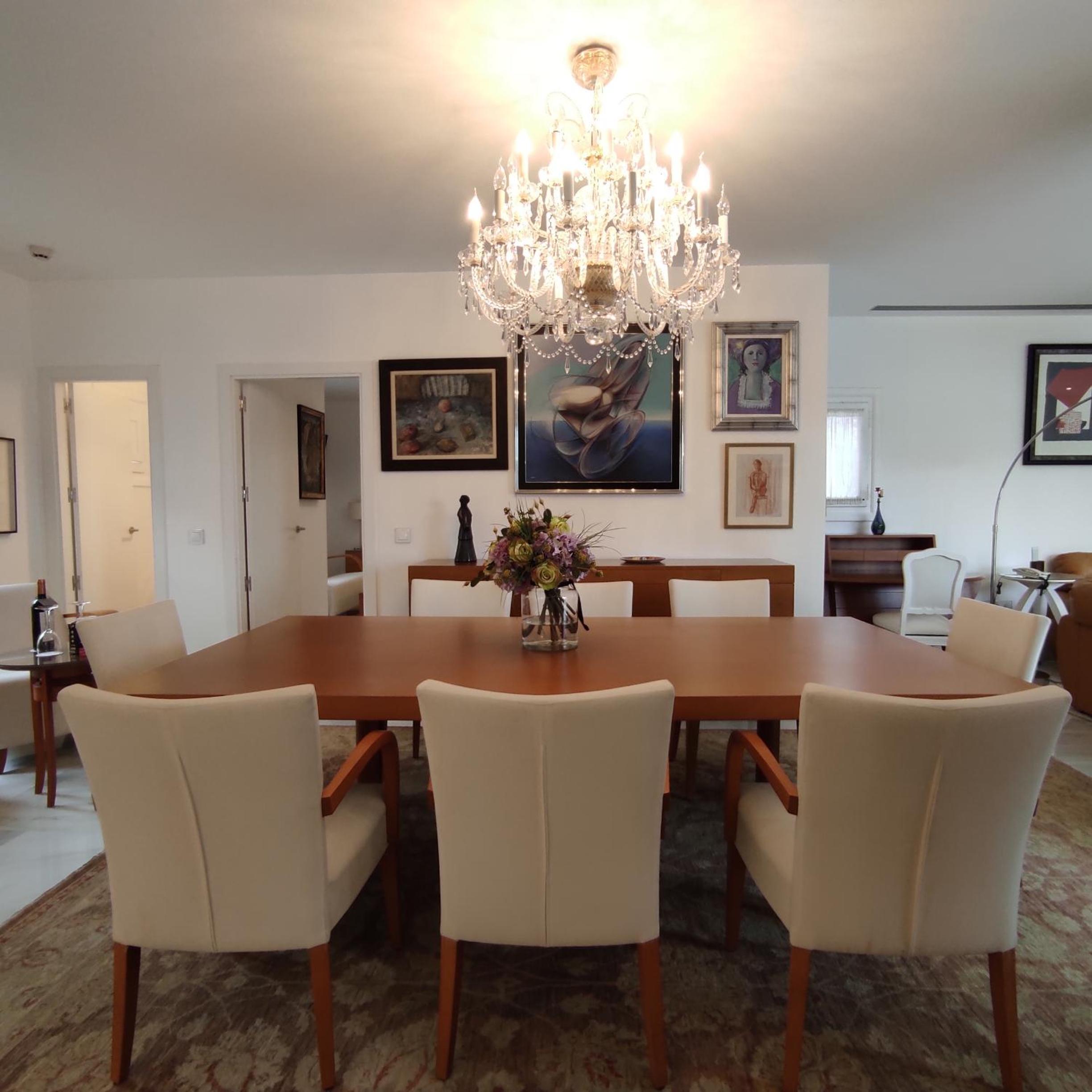 Executive Suite - Photo 7