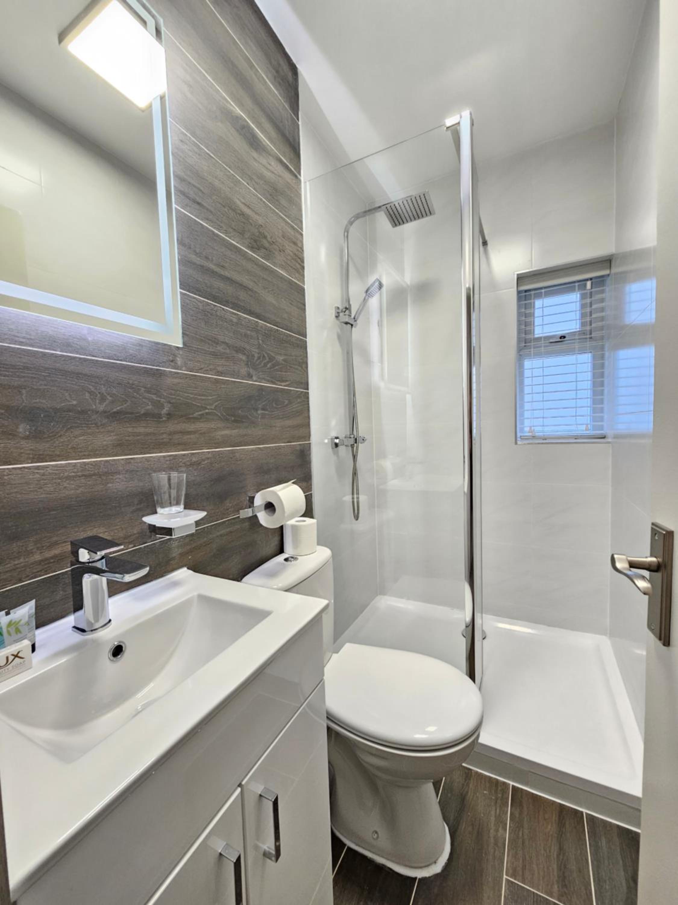 Deluxe Single Room photo 3