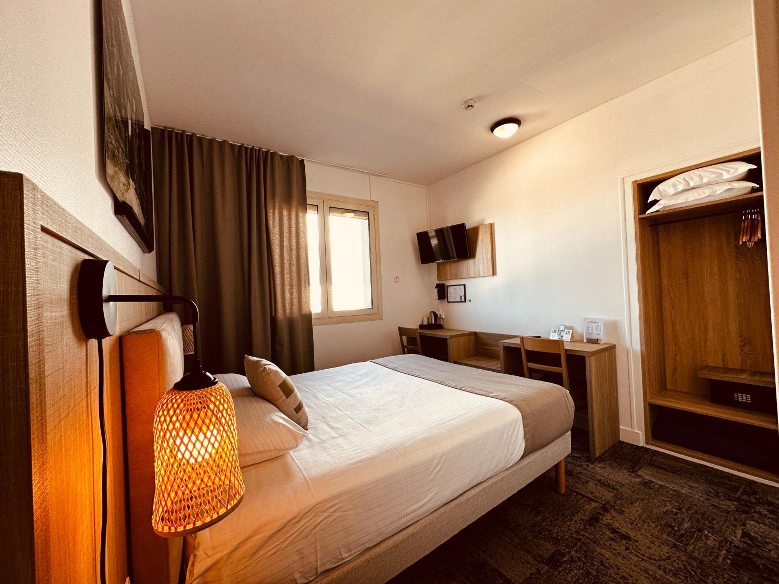 Deluxe Double Room photo 2