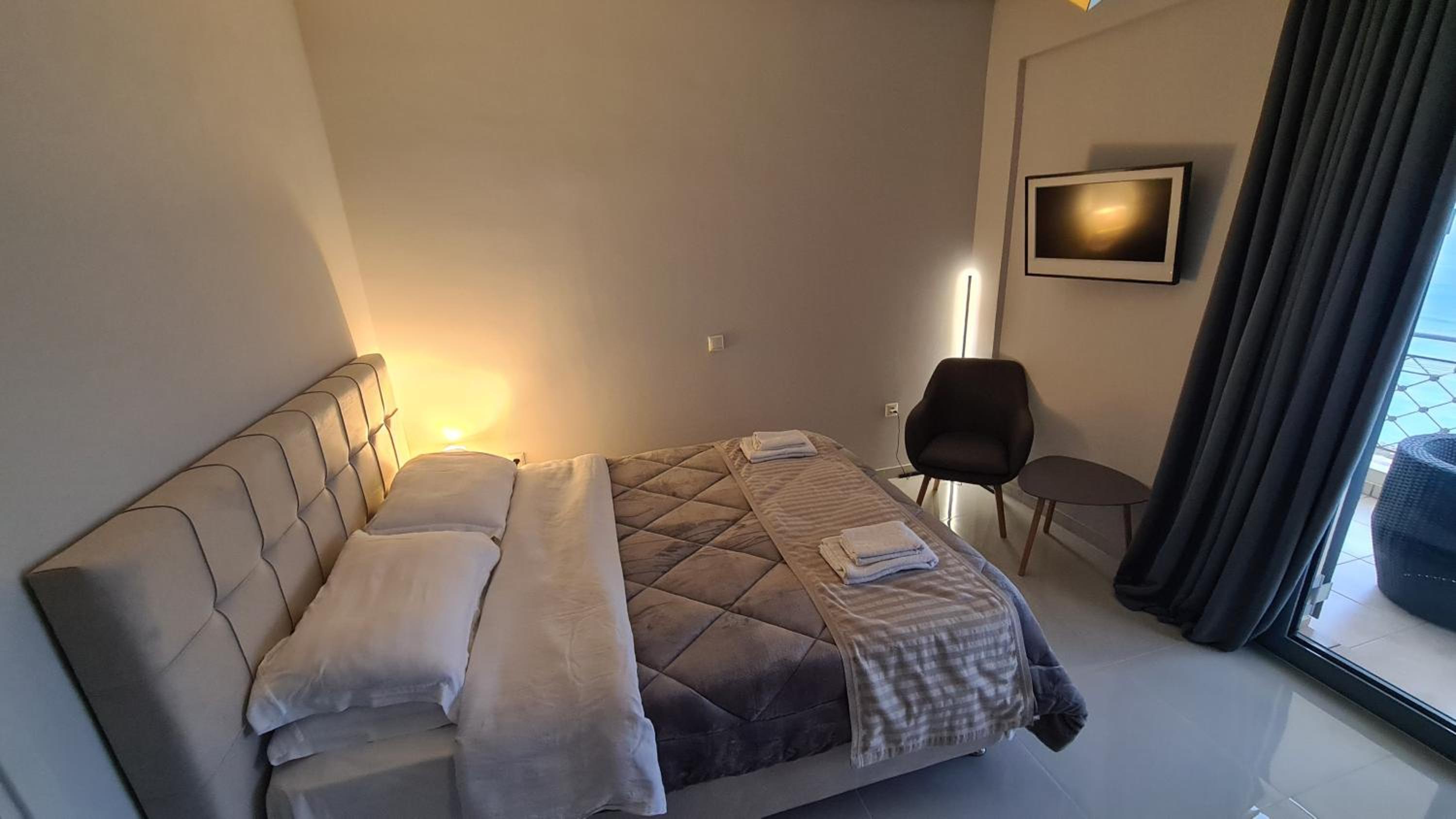 Deluxe Double Room with Balcony and Sea View - Photo 1