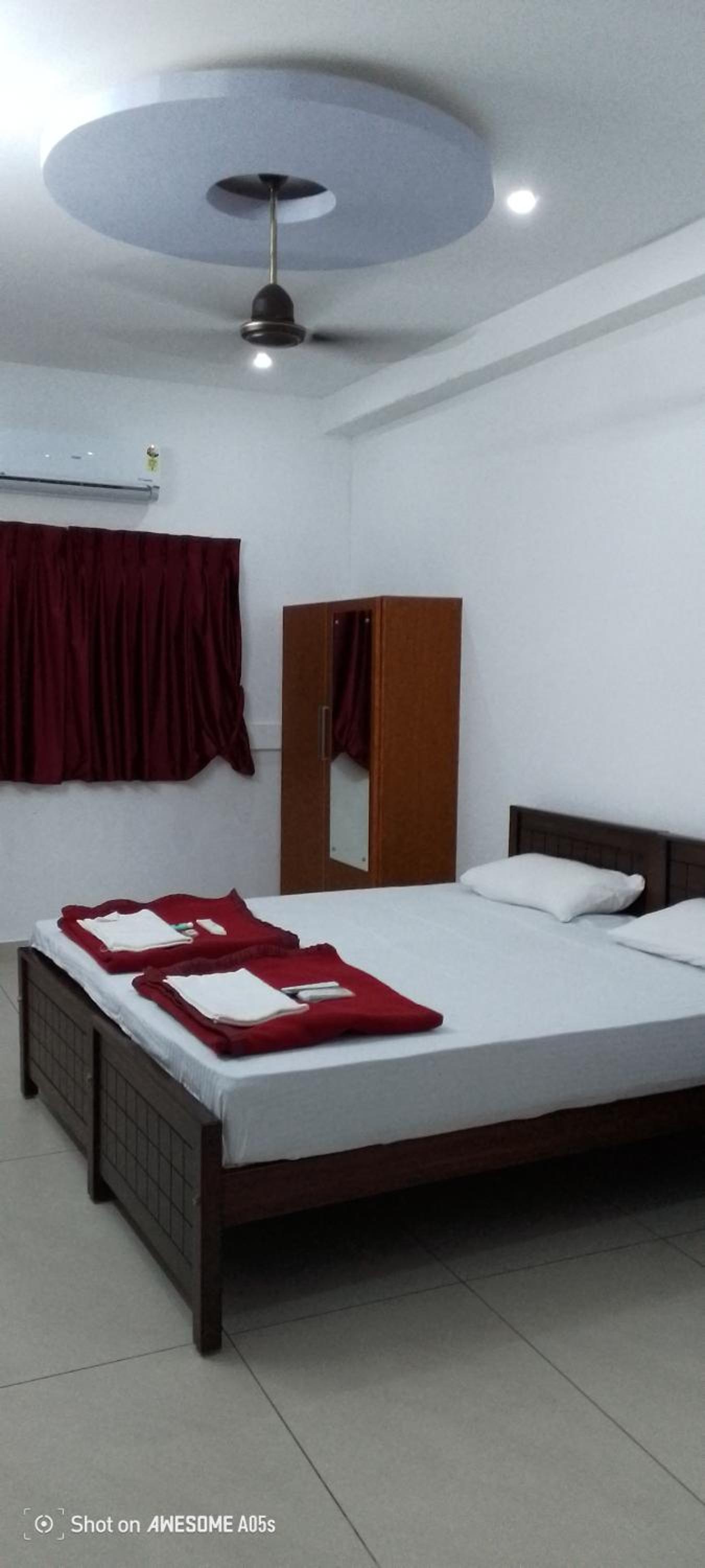 Deluxe King Room photo 1