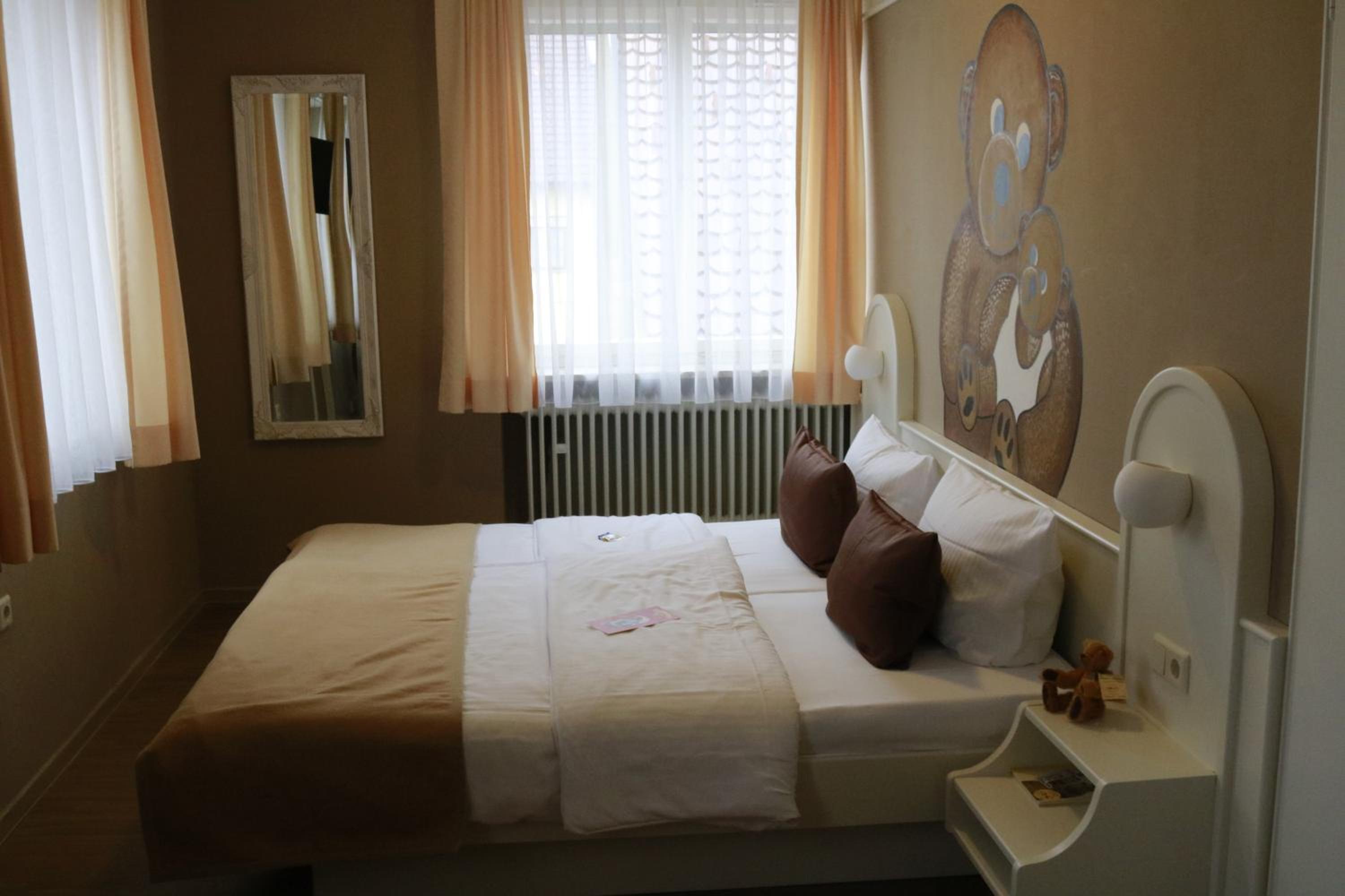 Standard Double Room photo 3