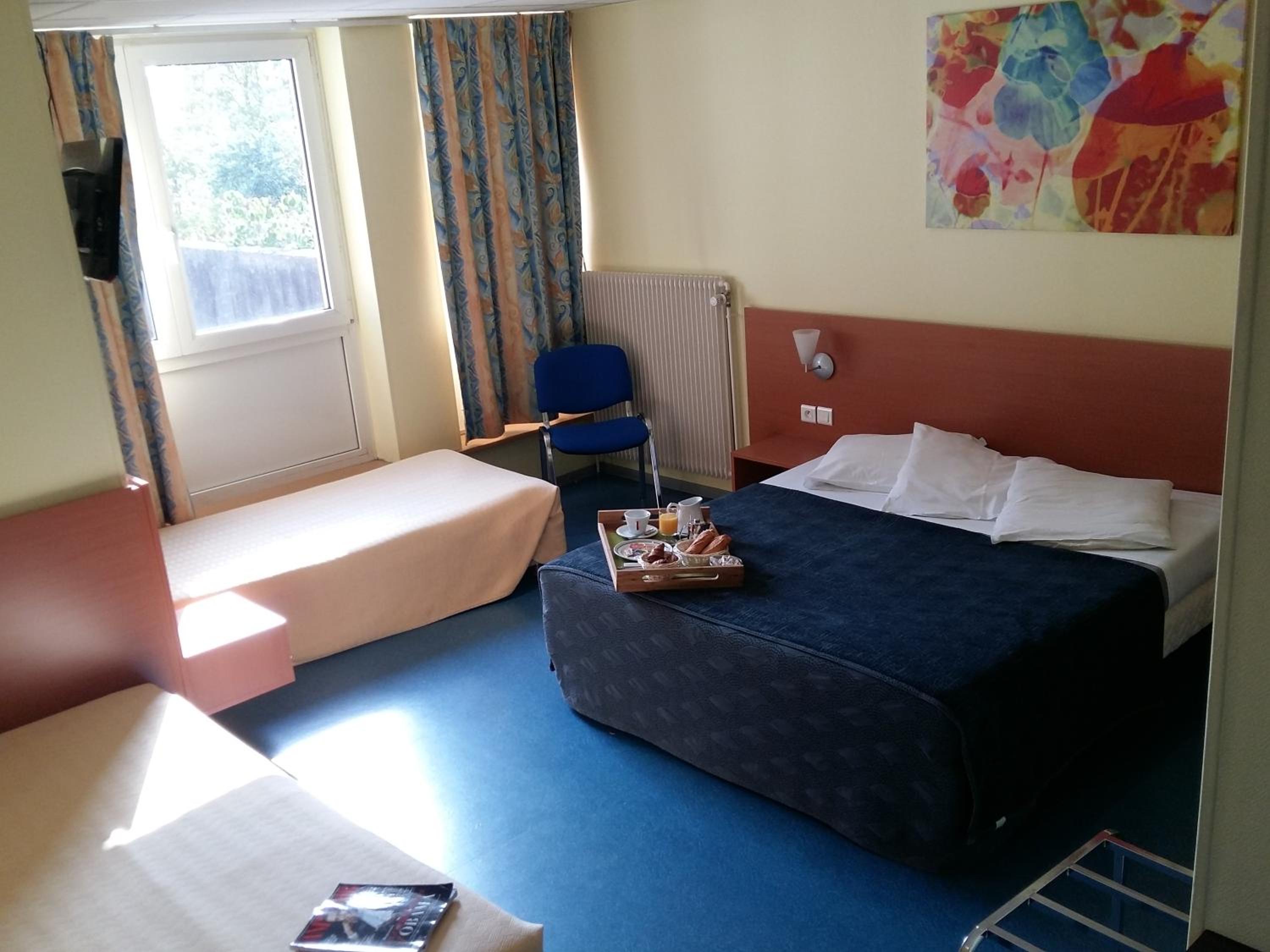 Double or Twin Room - Photo 1