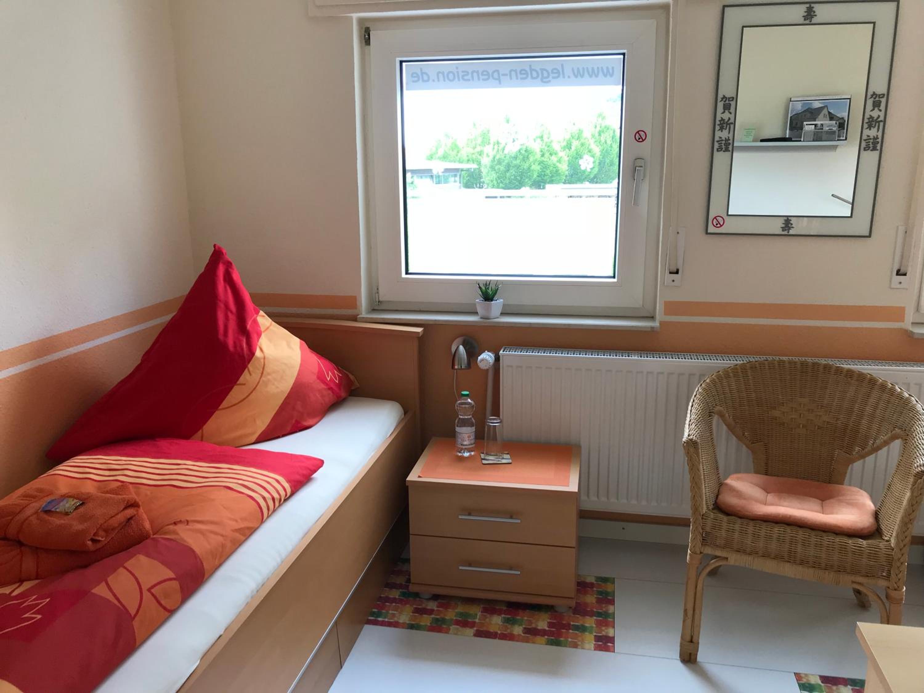 Standard Twin Room photo 2