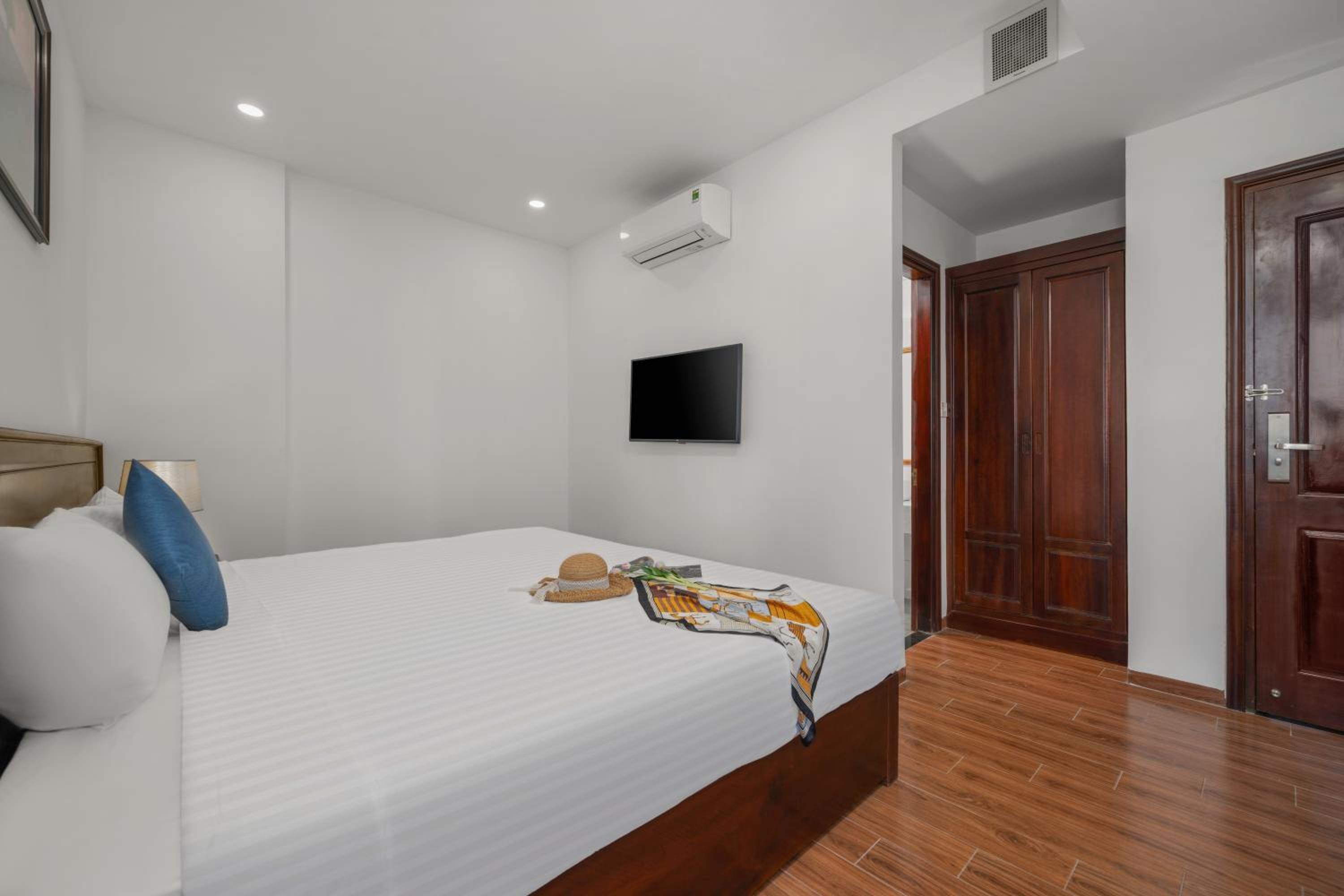 Superior Double Room - Photo 3