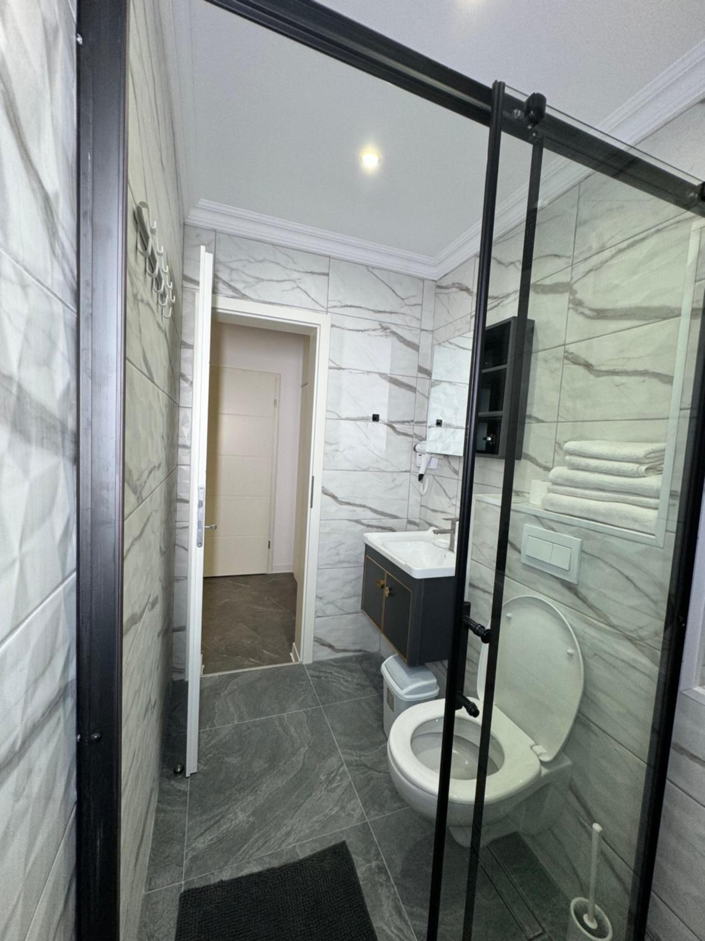 Deluxe Double Room with Balcony - Photo 20