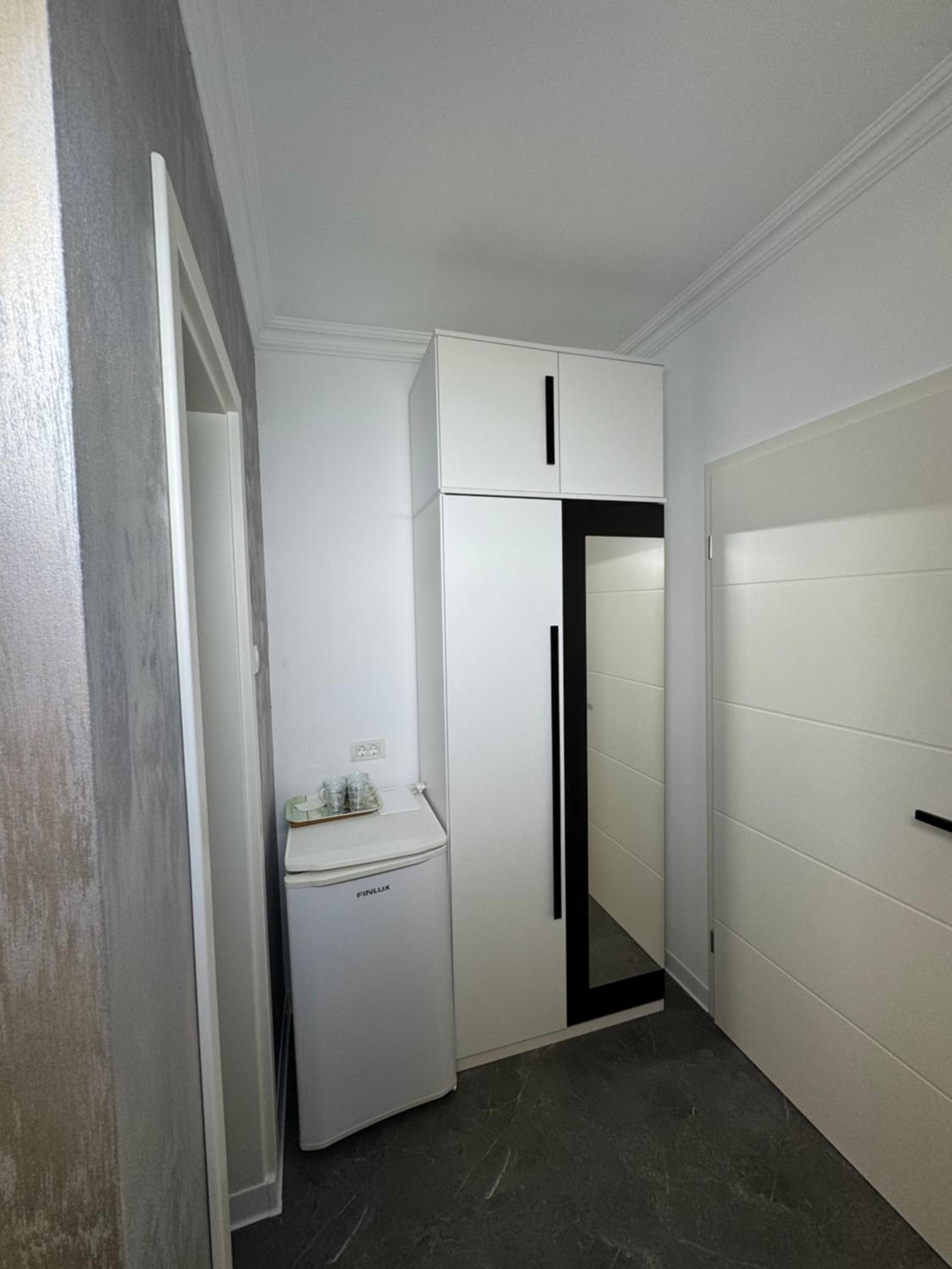 Deluxe Double Room with Balcony - Photo 33