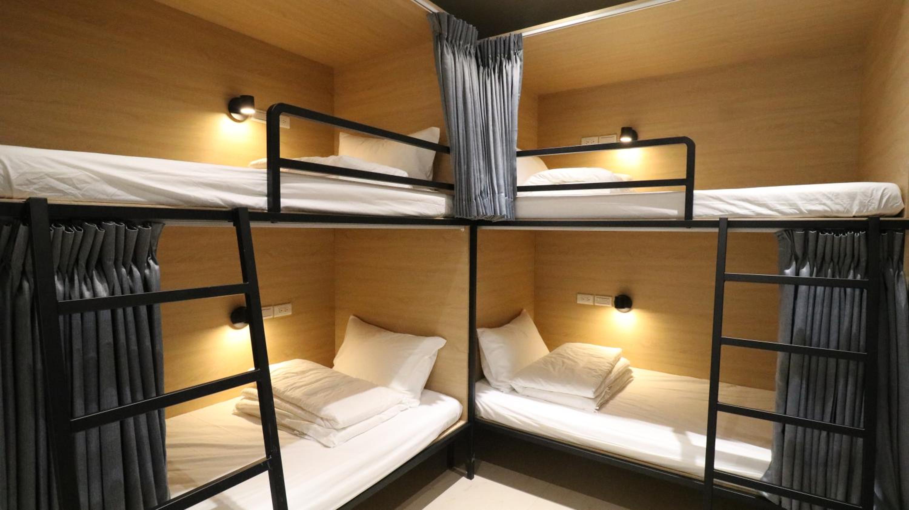 Bed in 4-Bed Mixed Dormitory Room