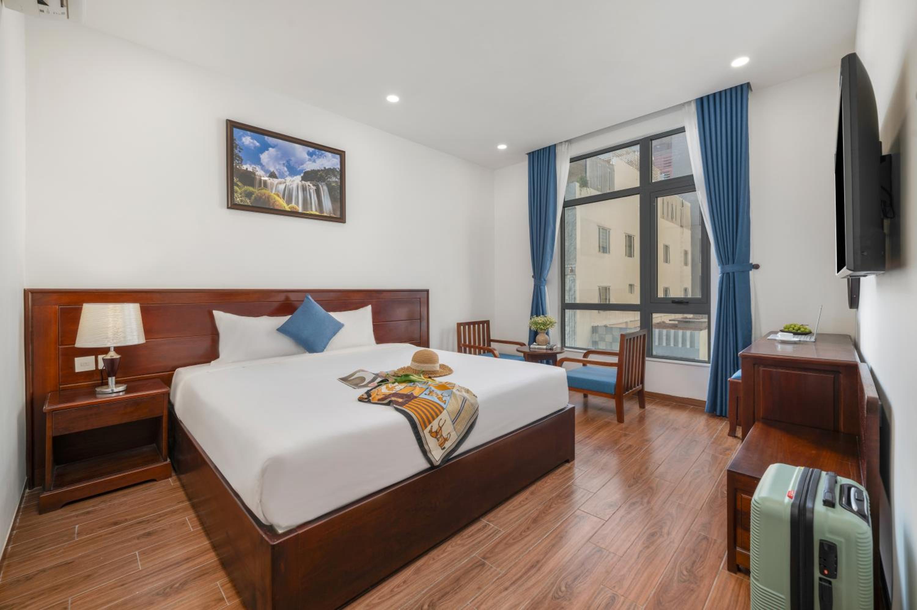 Deluxe Double Room - Photo 1