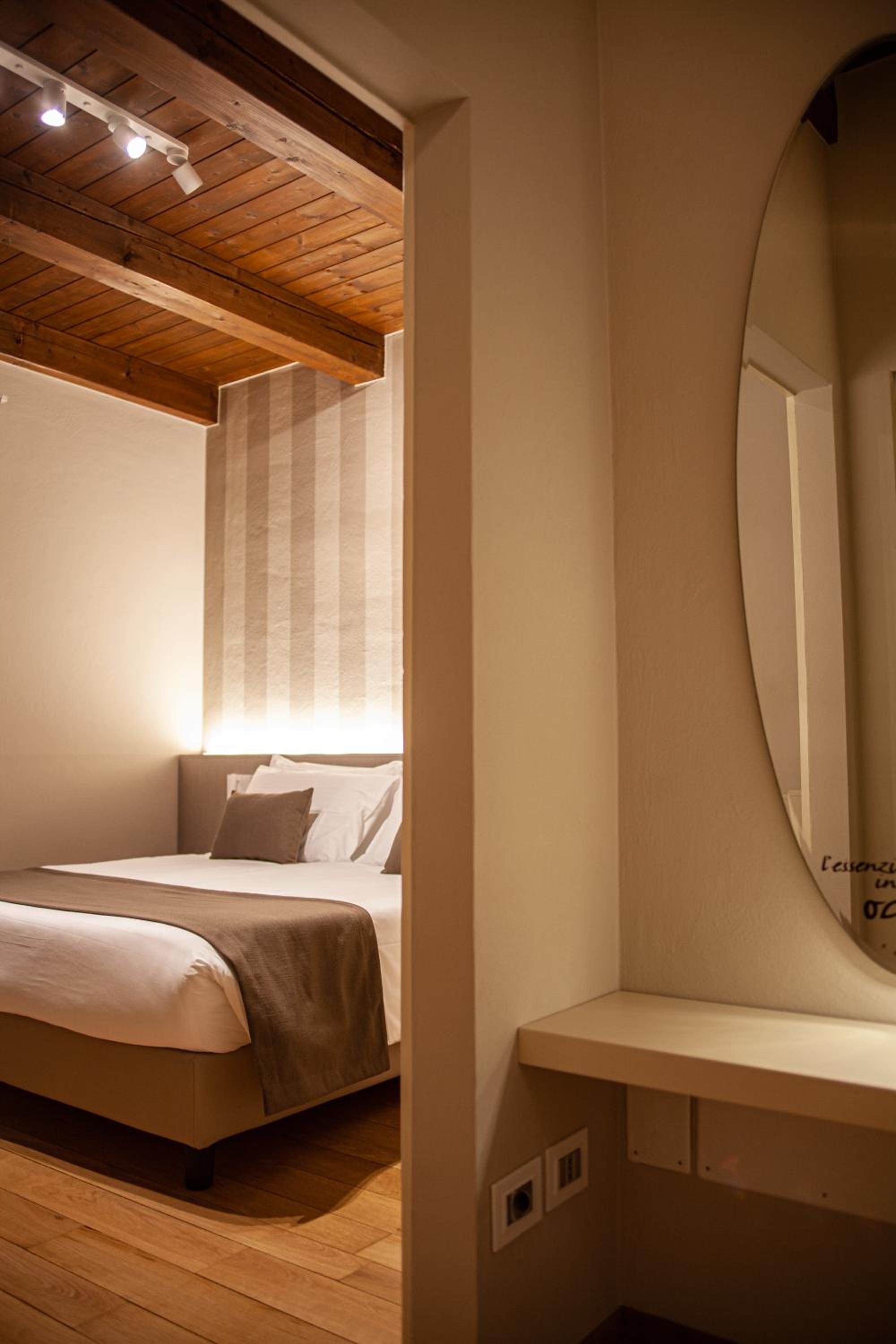 Superior Queen Room photo 1