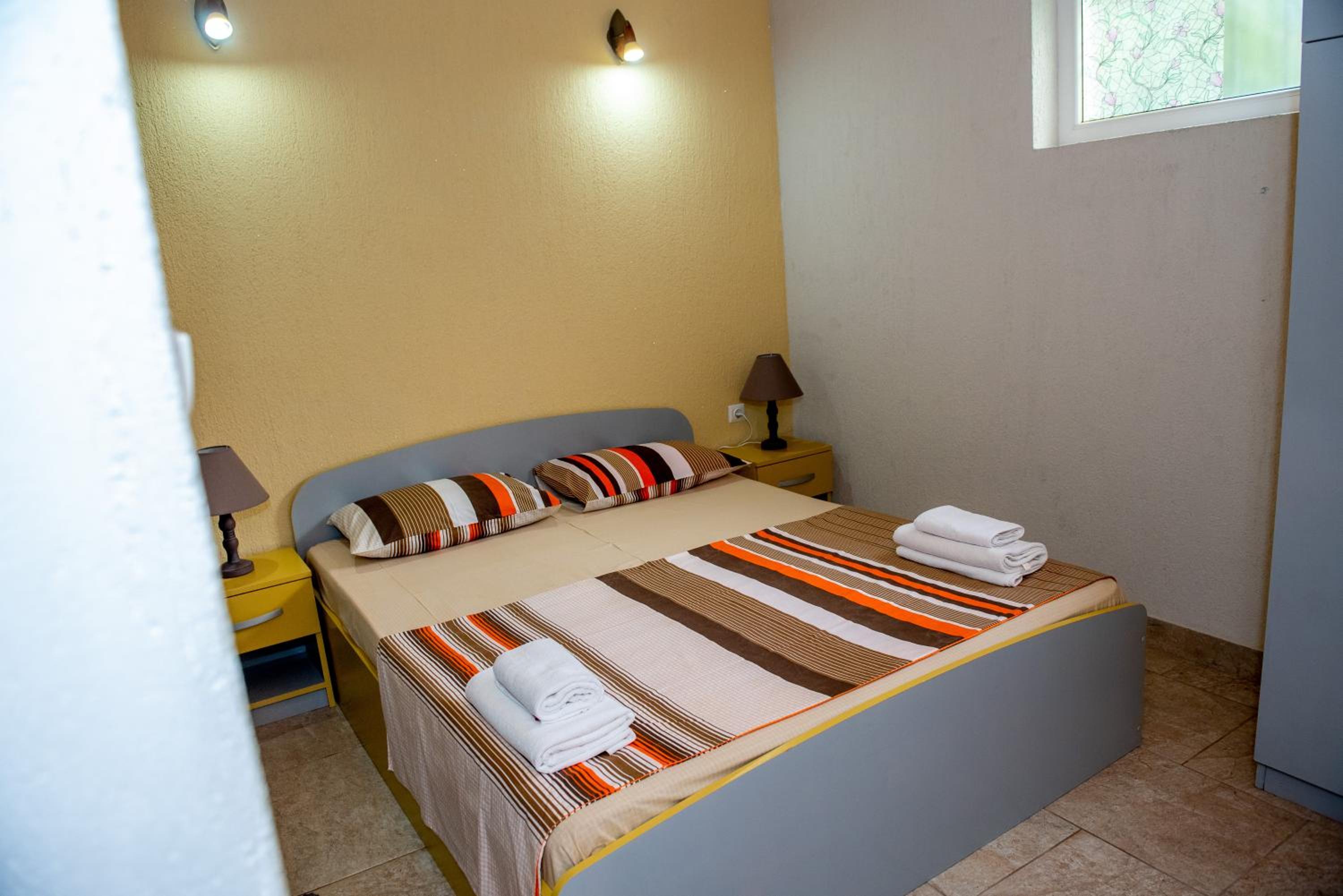 Double Room with Garden View - Photo 2