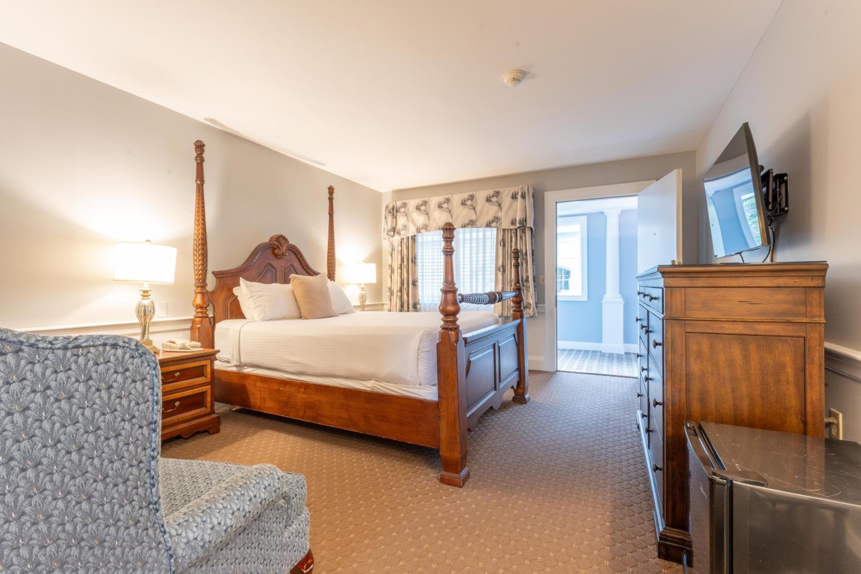 Deluxe Room - Photo 1
