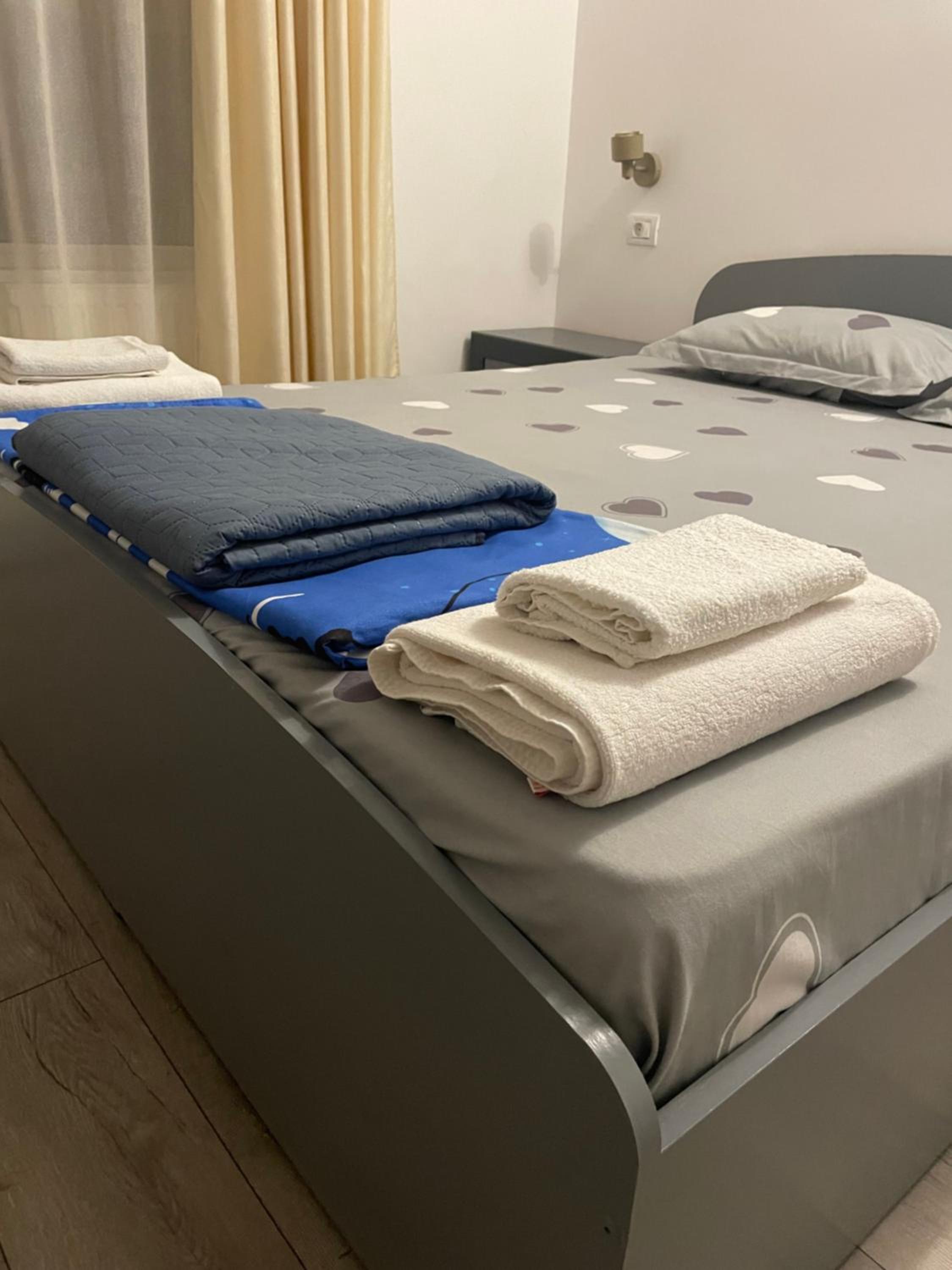 Double Room with Private Bathroom - Photo 3