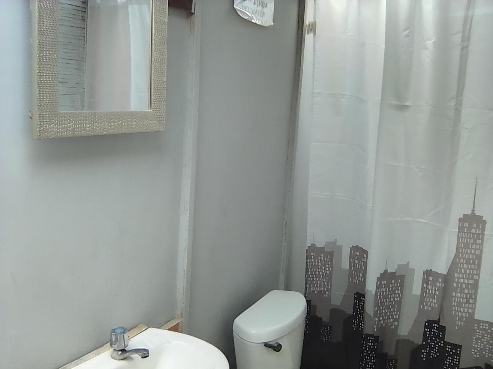 Budget Twin Room photo 2