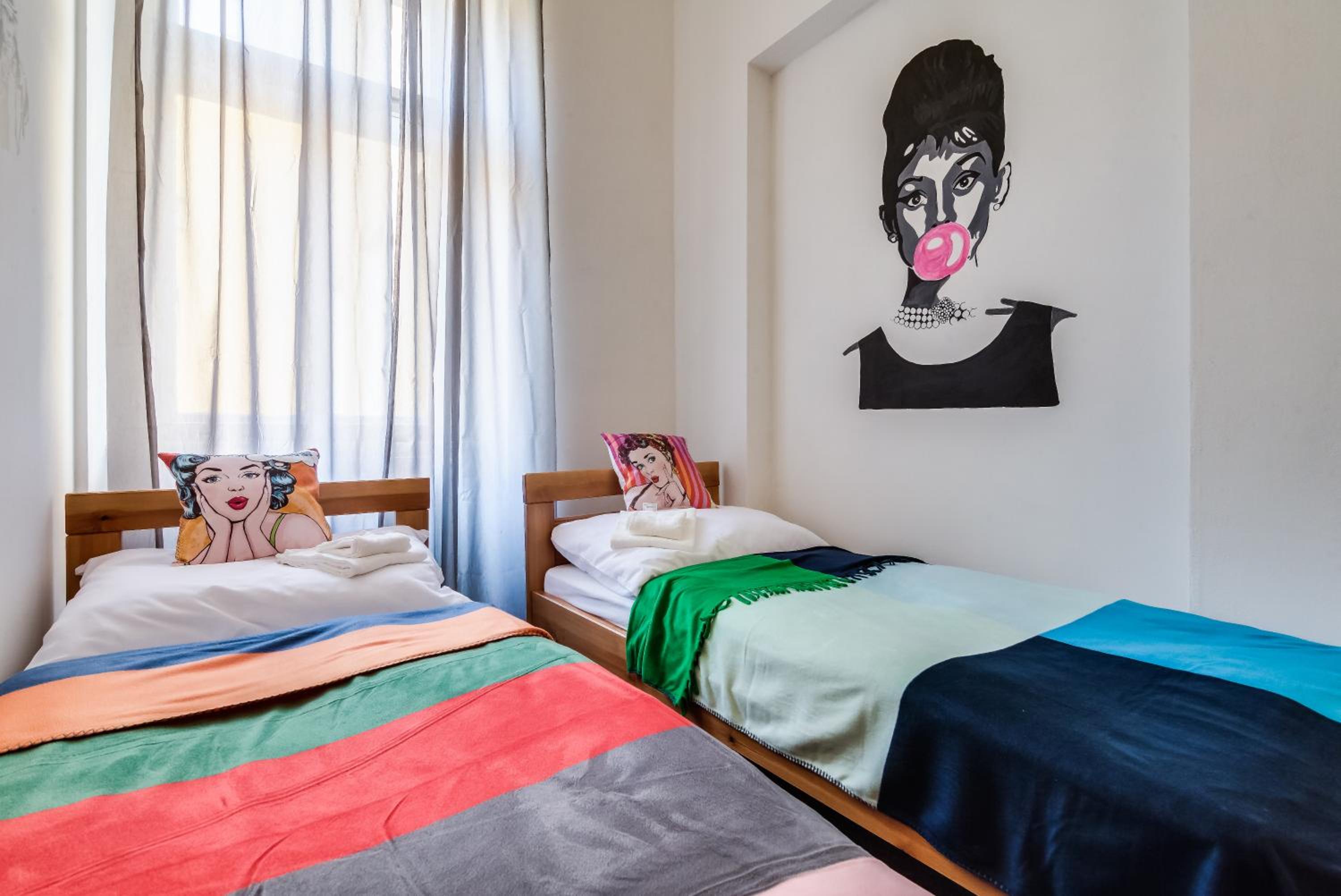 Twin Room with Private External Bathroom