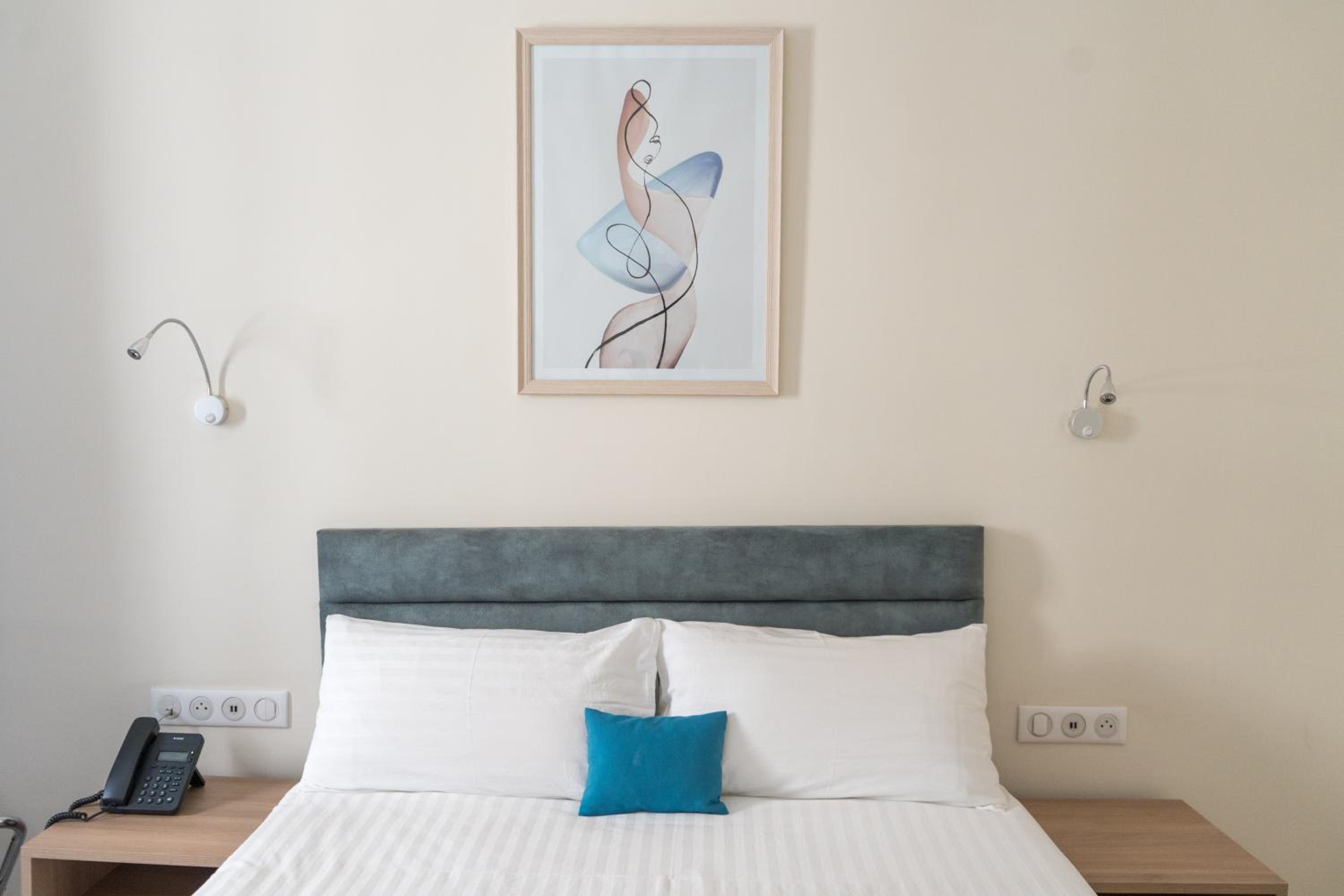 Single Room - Photo 8