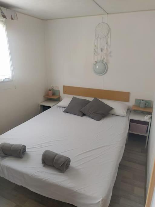 Two-Bedroom House photo 2