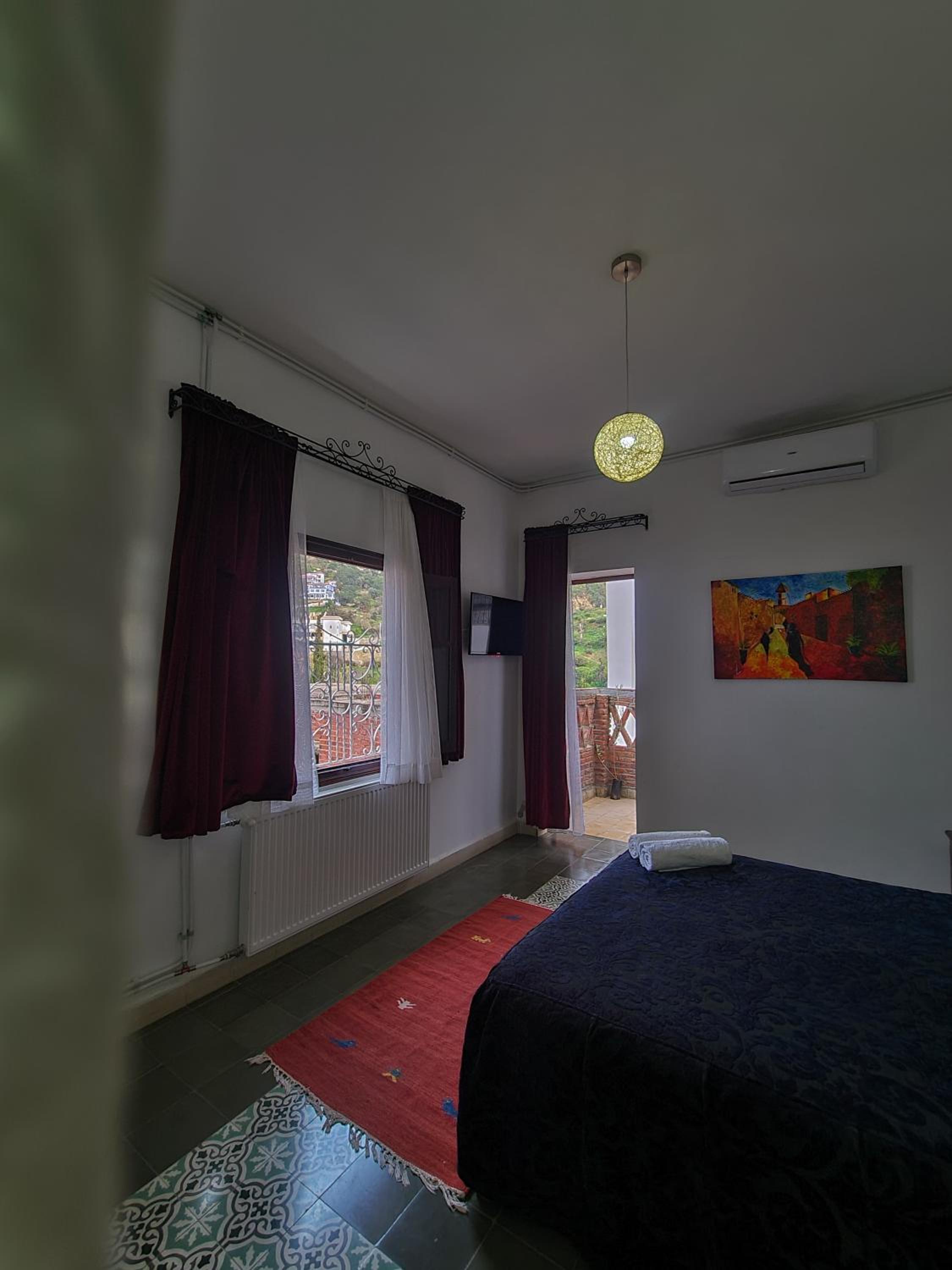 Double Room with Mountain View - Photo 10