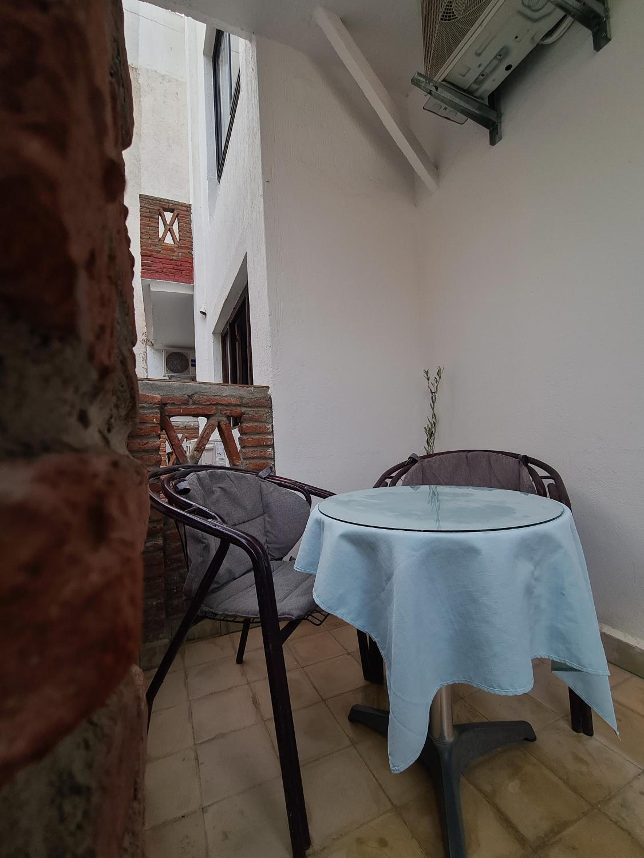 Double Room with Mountain View - Photo 8