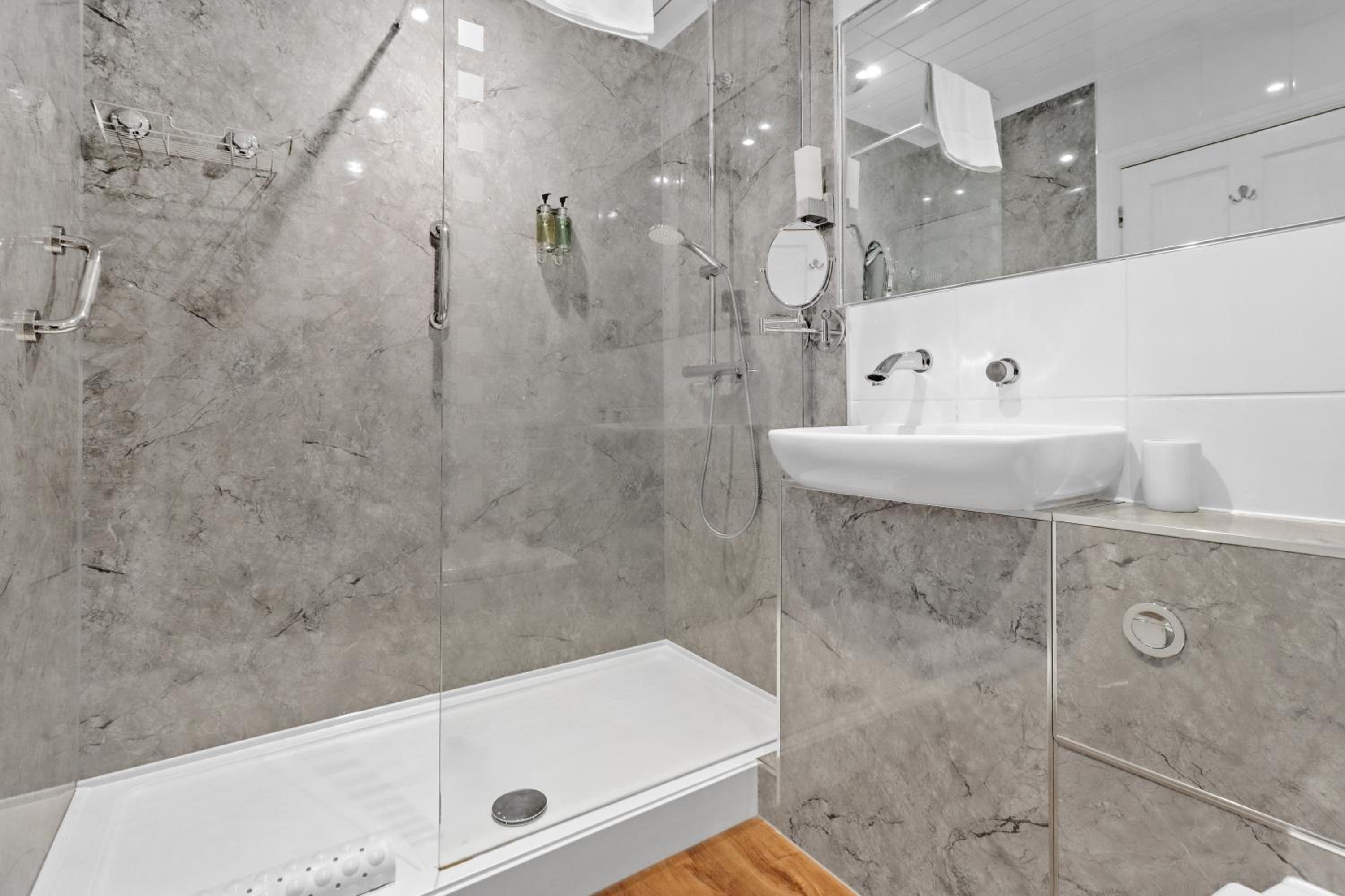 Superior Double Room - Photo 5