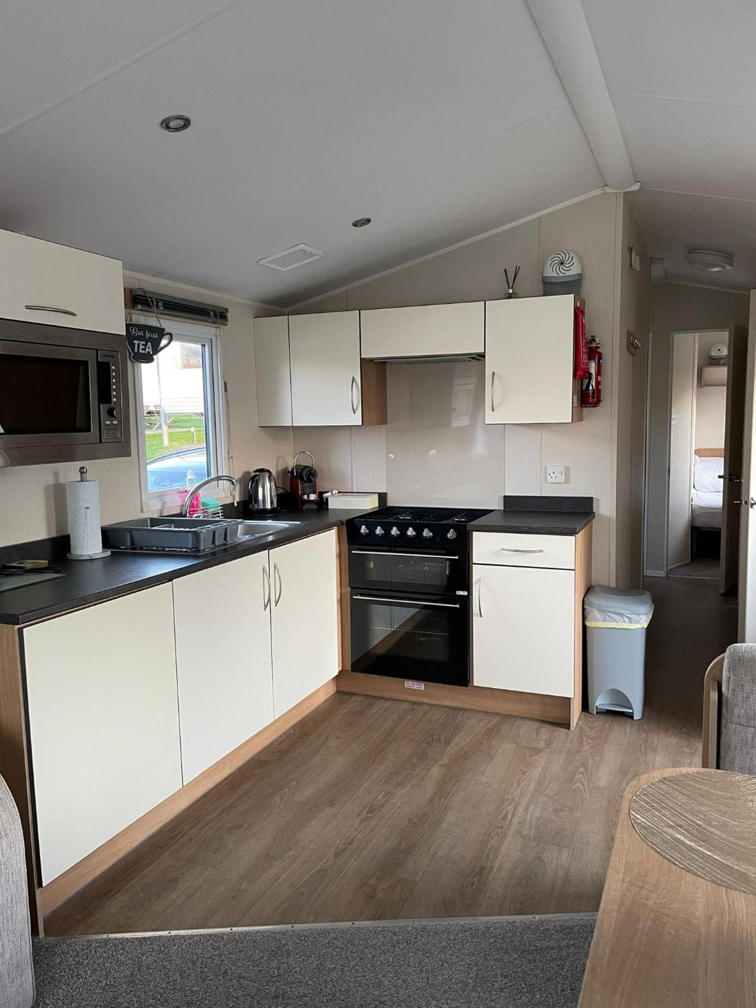 Caravan photo 2