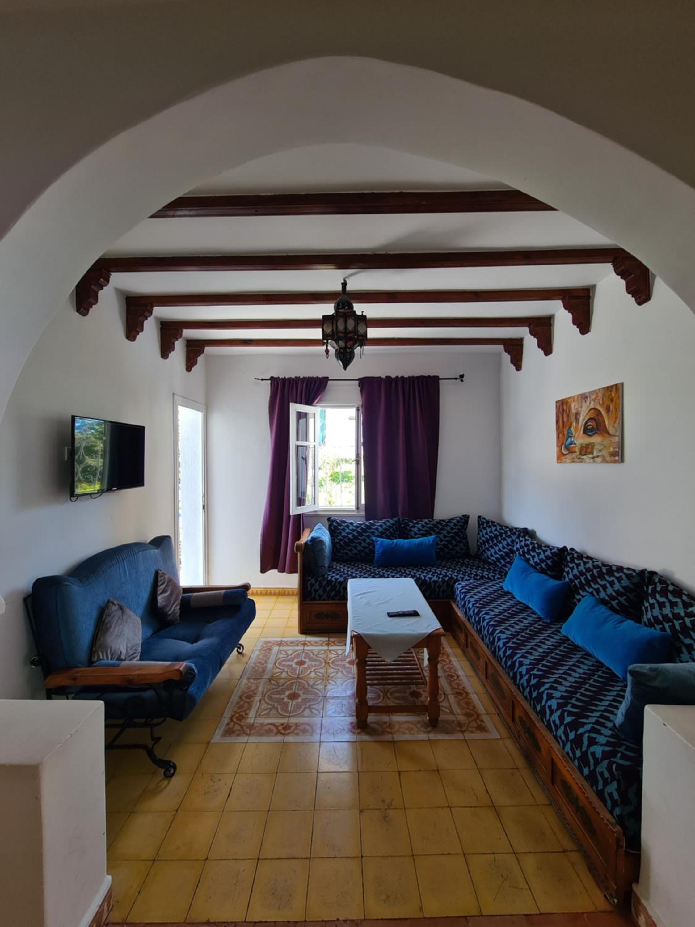 One-Bedroom Apartment - Photo 14
