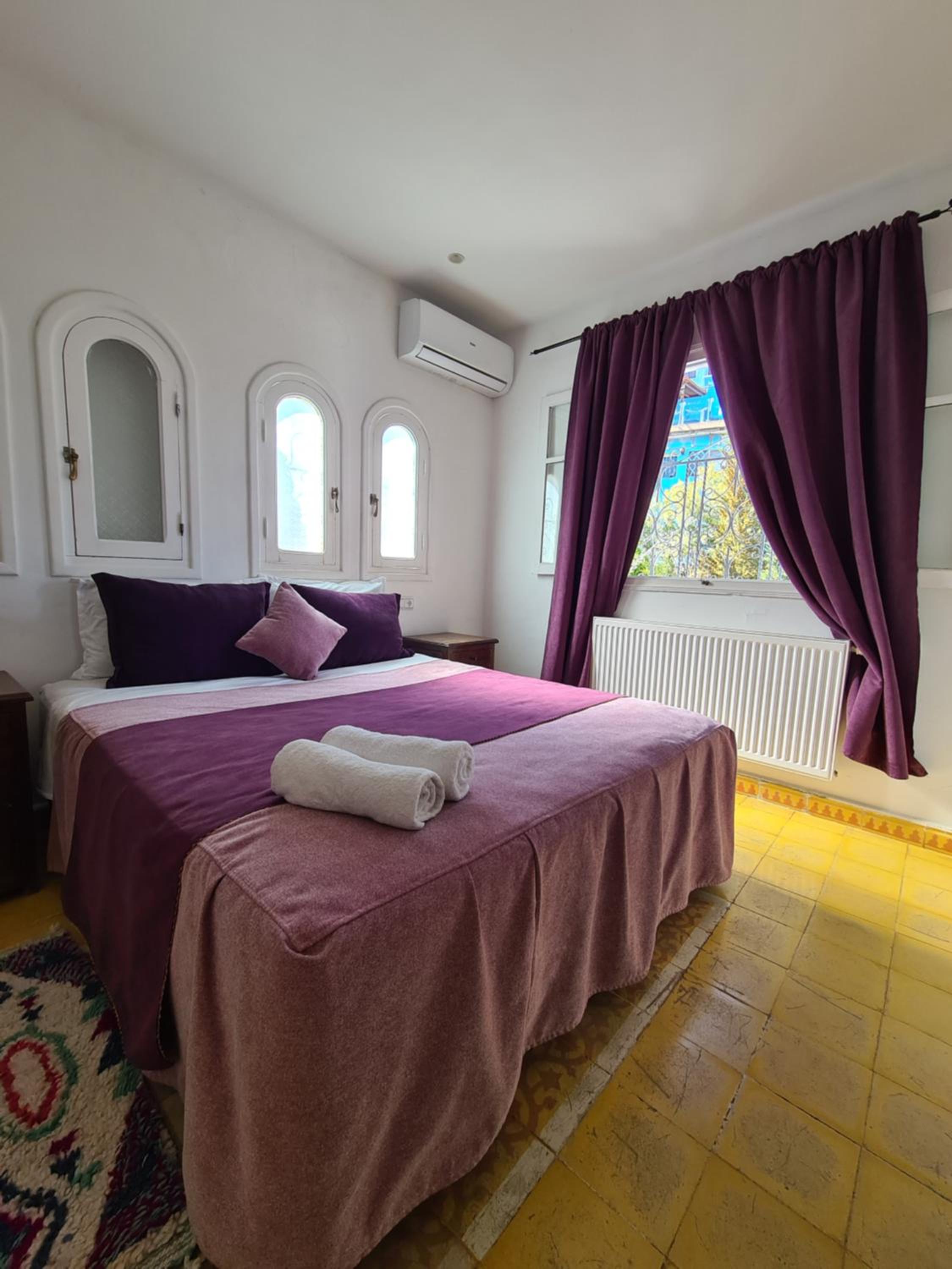 One-Bedroom Apartment - Photo 32