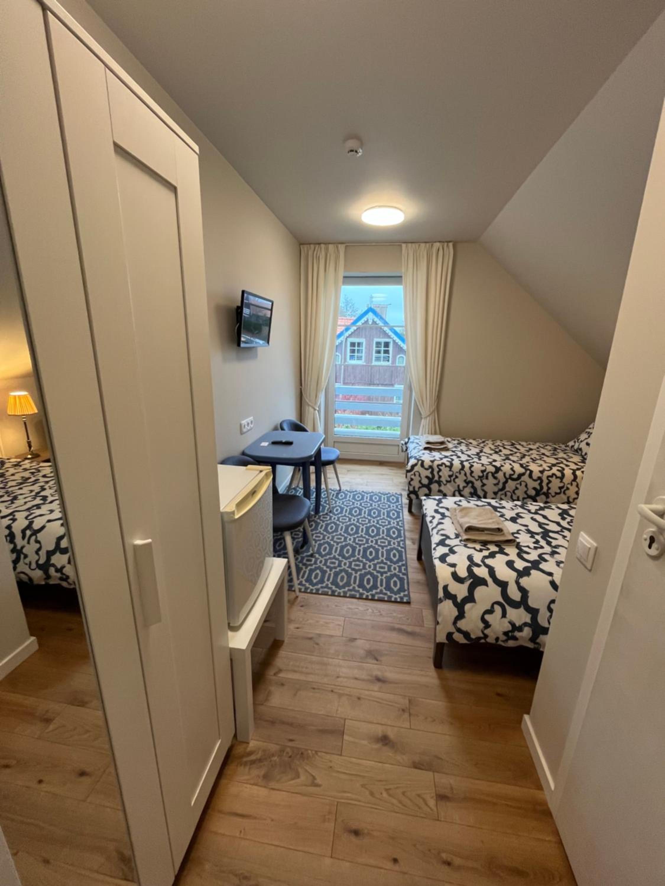 Standard Double or Twin Room photo 2