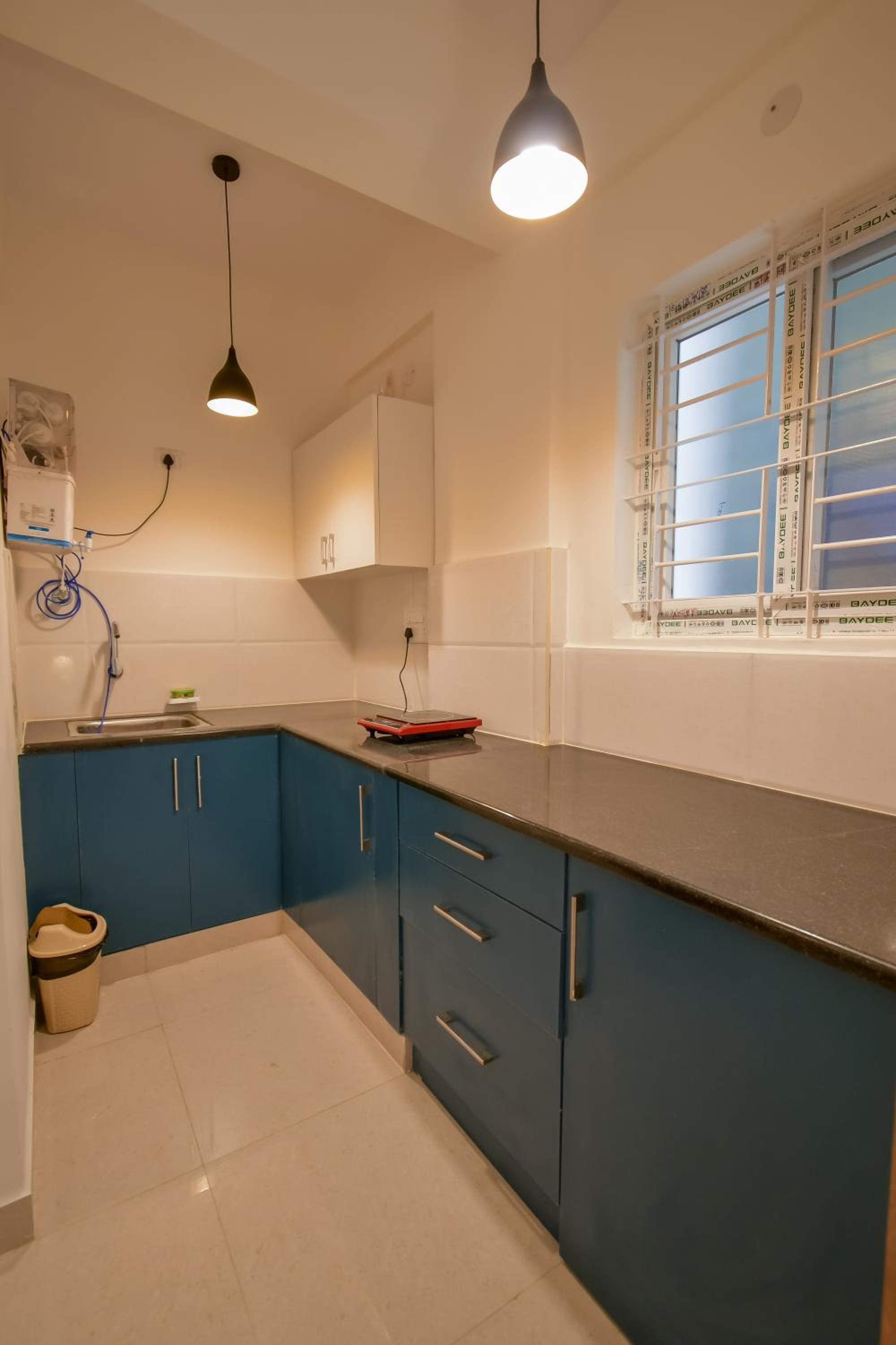 Deluxe One-Bedroom Apartment - Photo 25